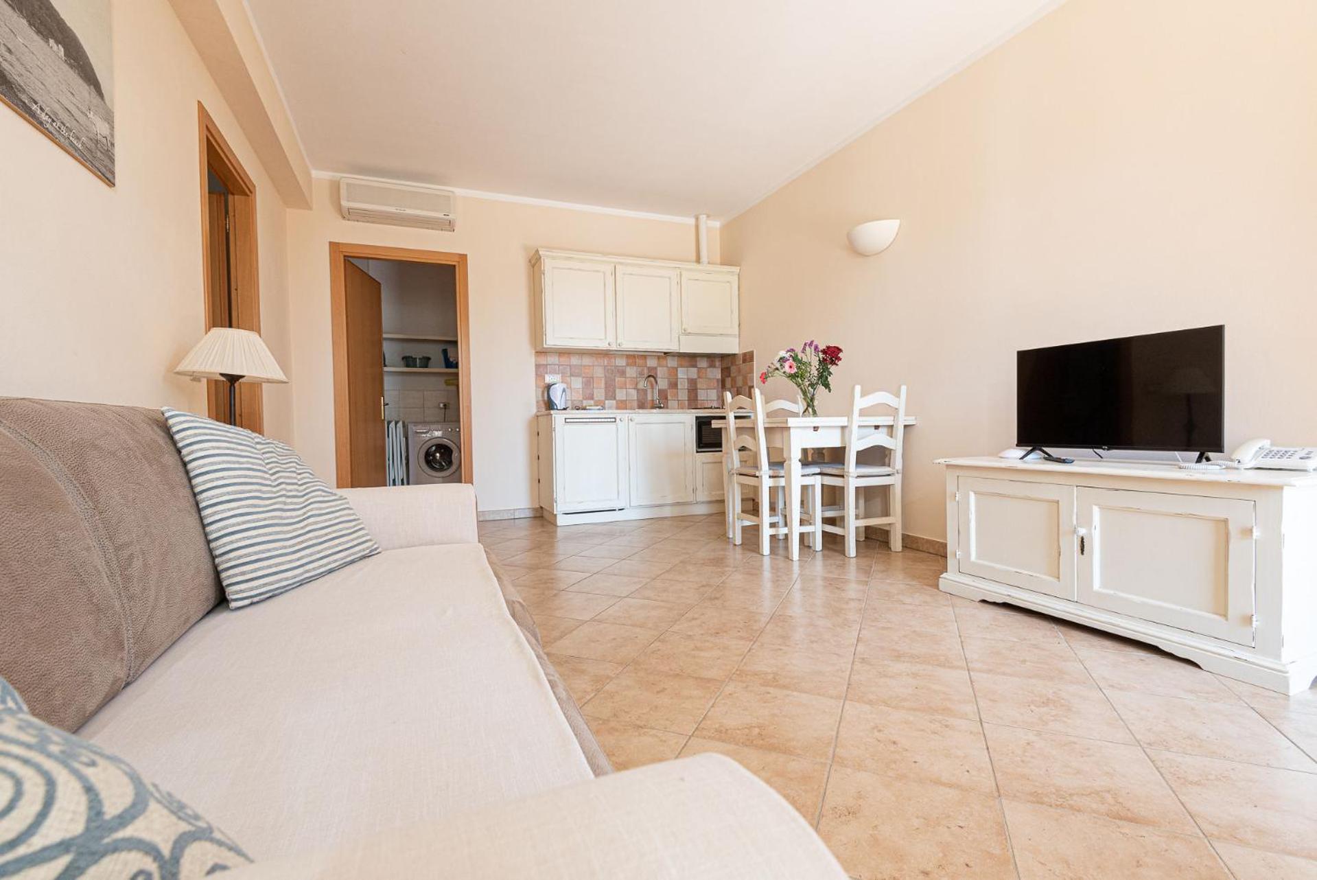 One-Bedroom Apartment (2 Adults+ 1Child) - Photo 7