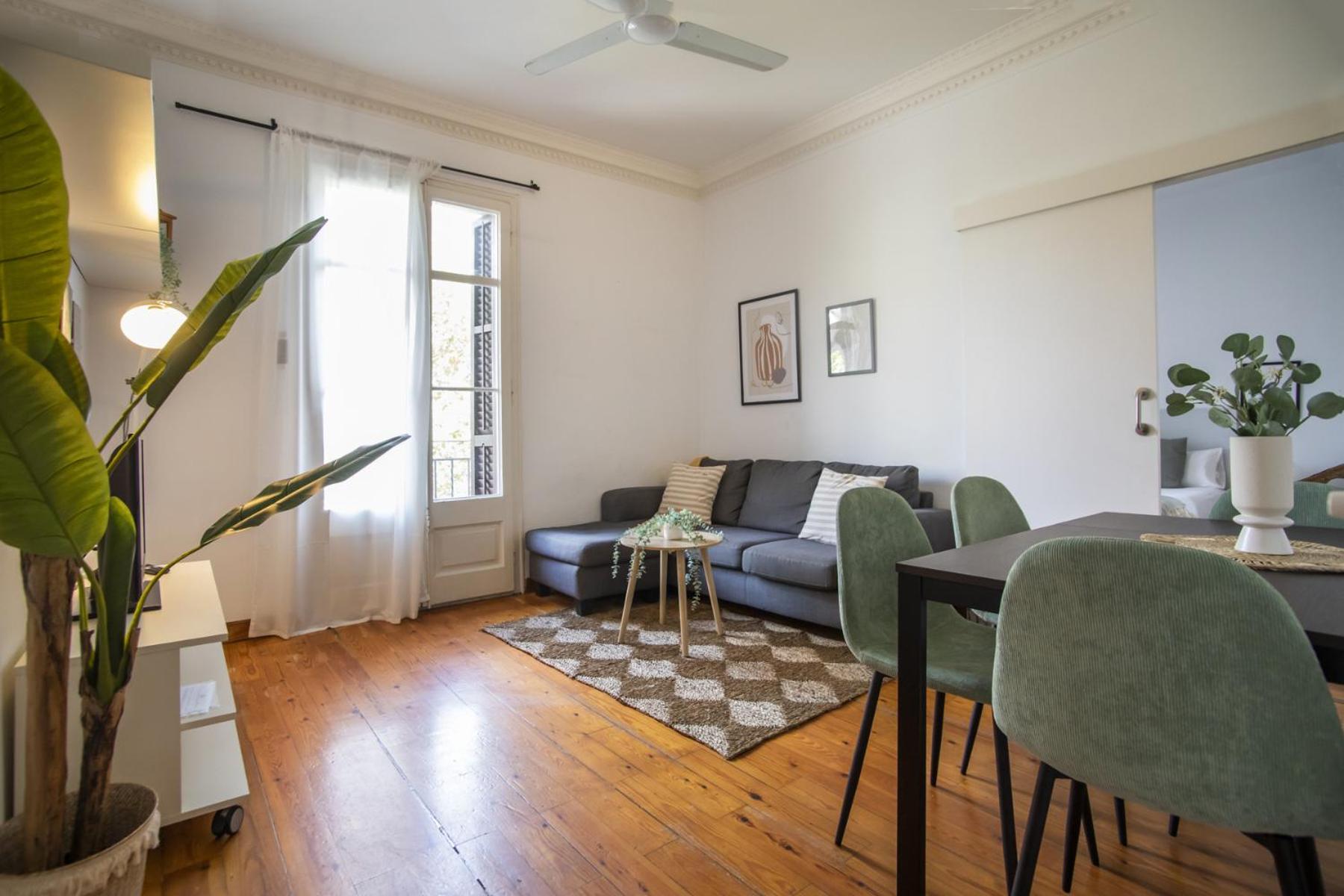 Apartment photo 3