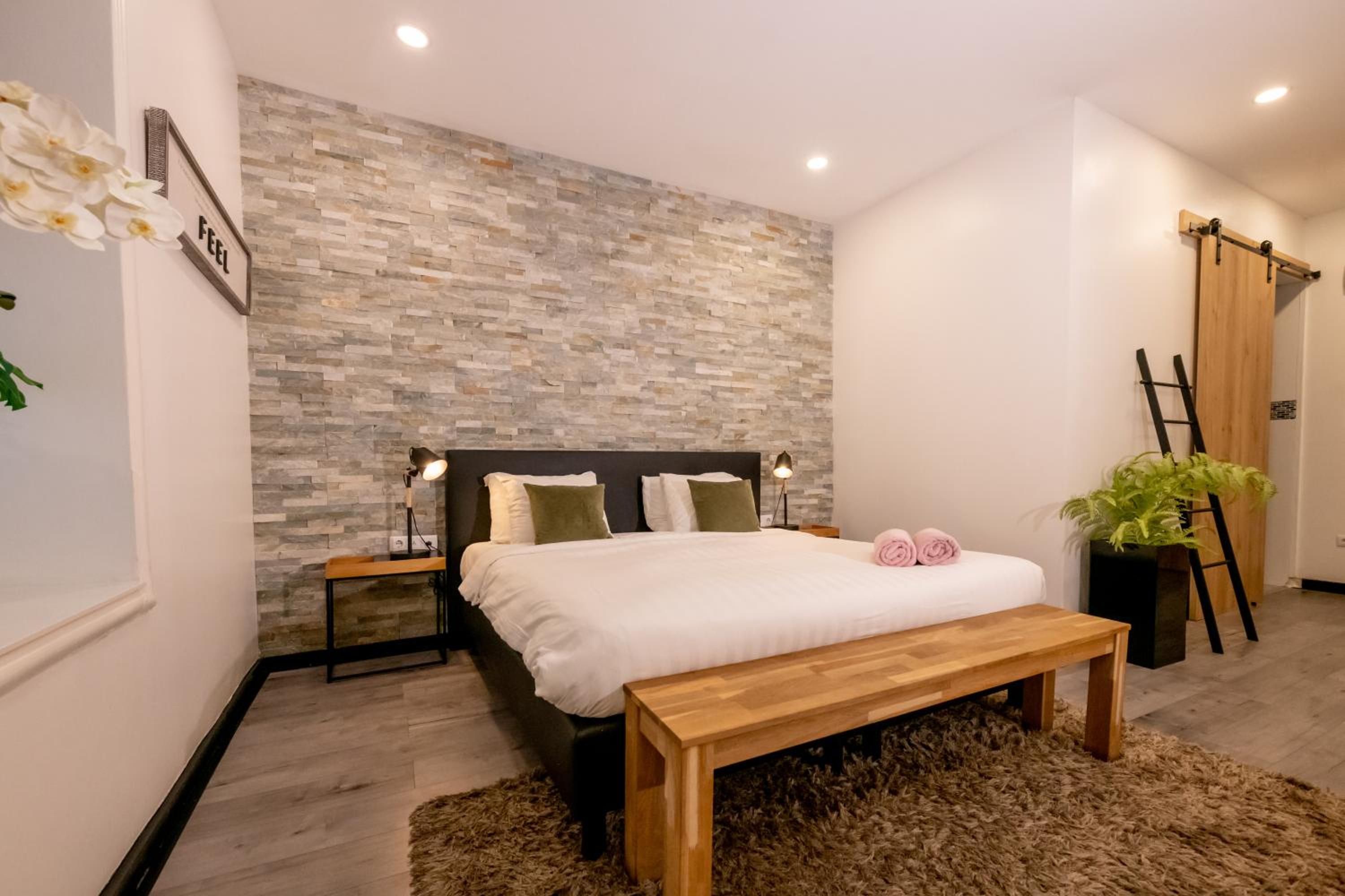 Executive King Room photo 2