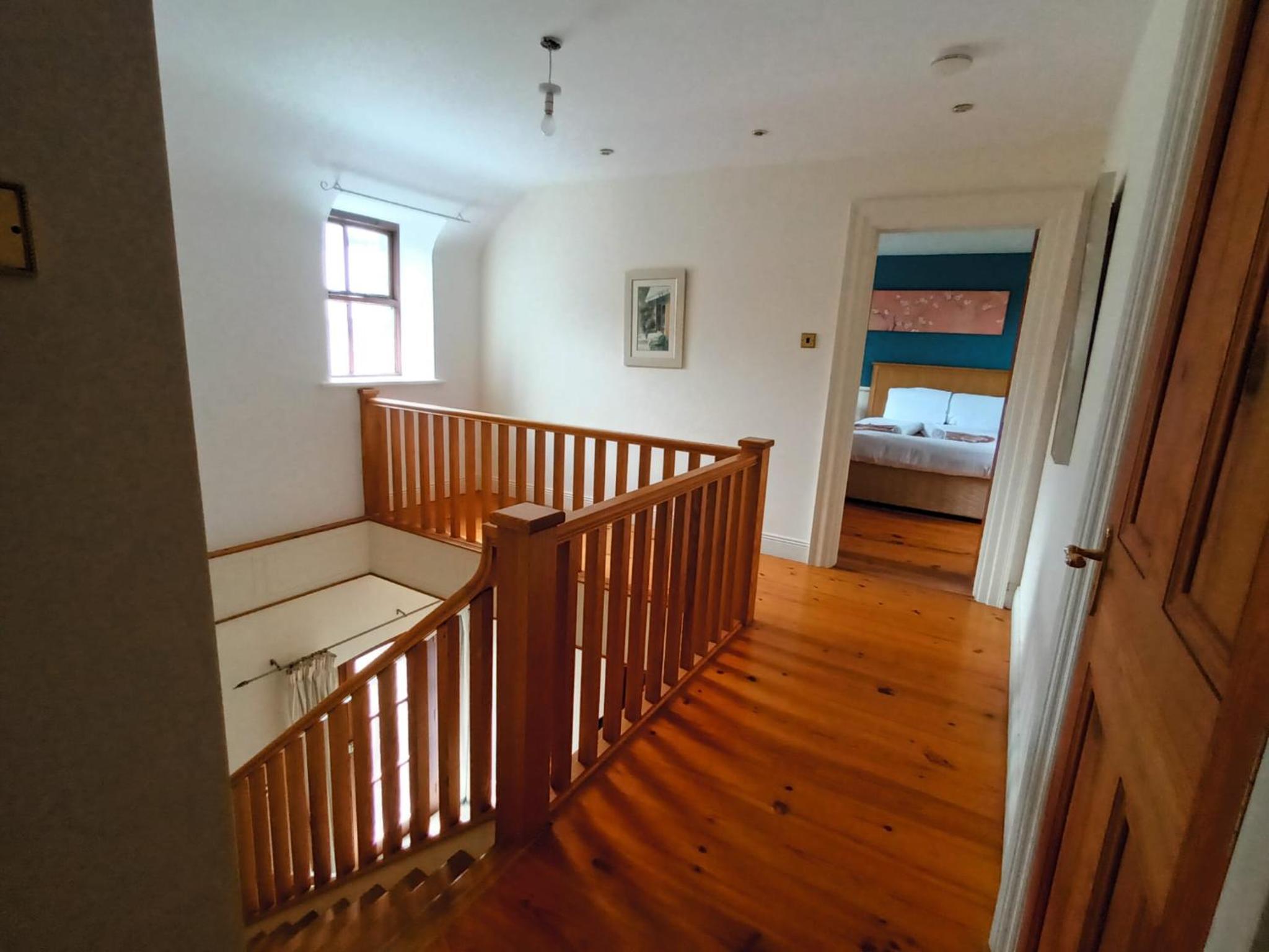 Three-Bedroom House - Photo 8
