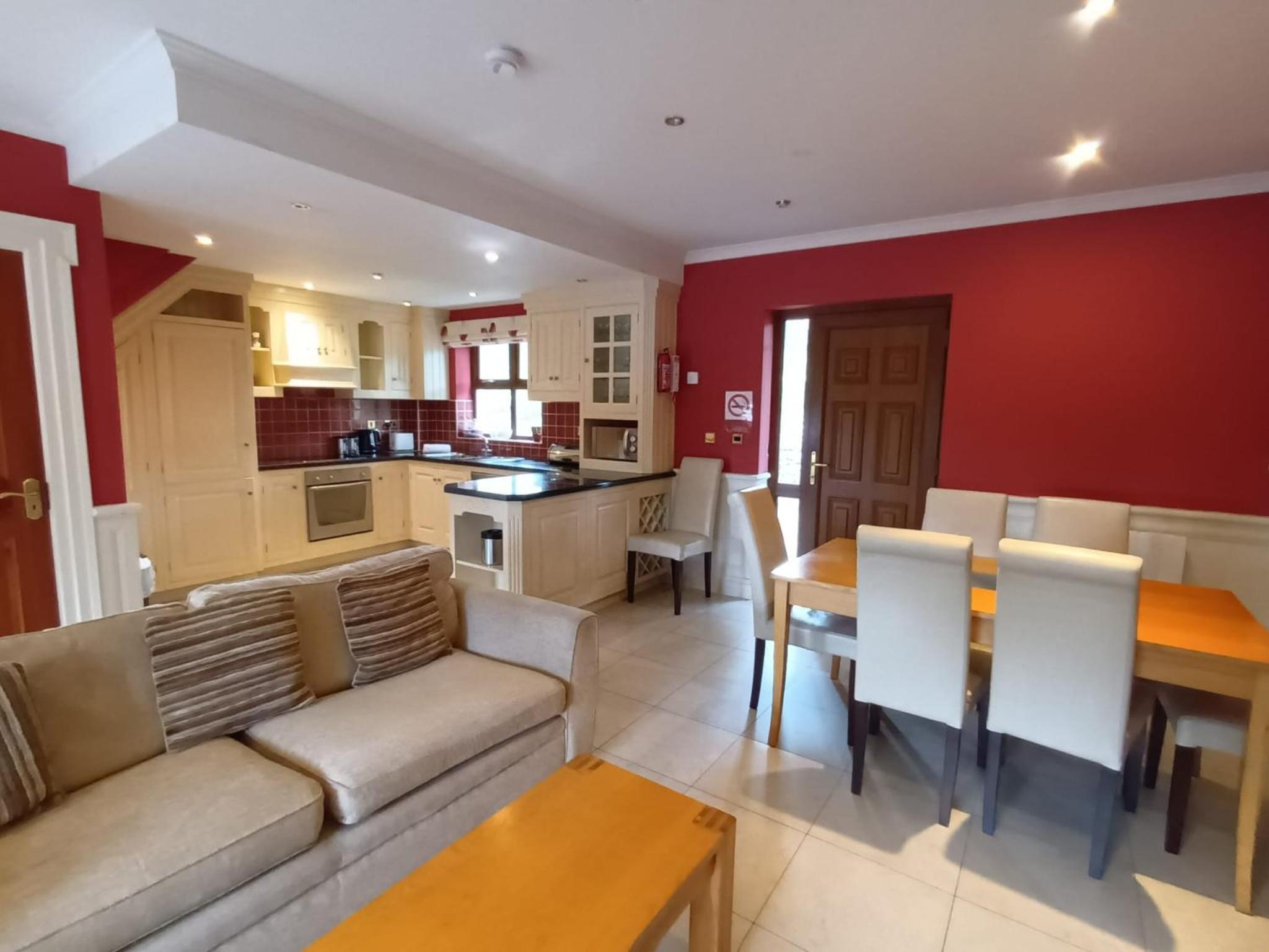 Four-Bedroom House - Photo 28
