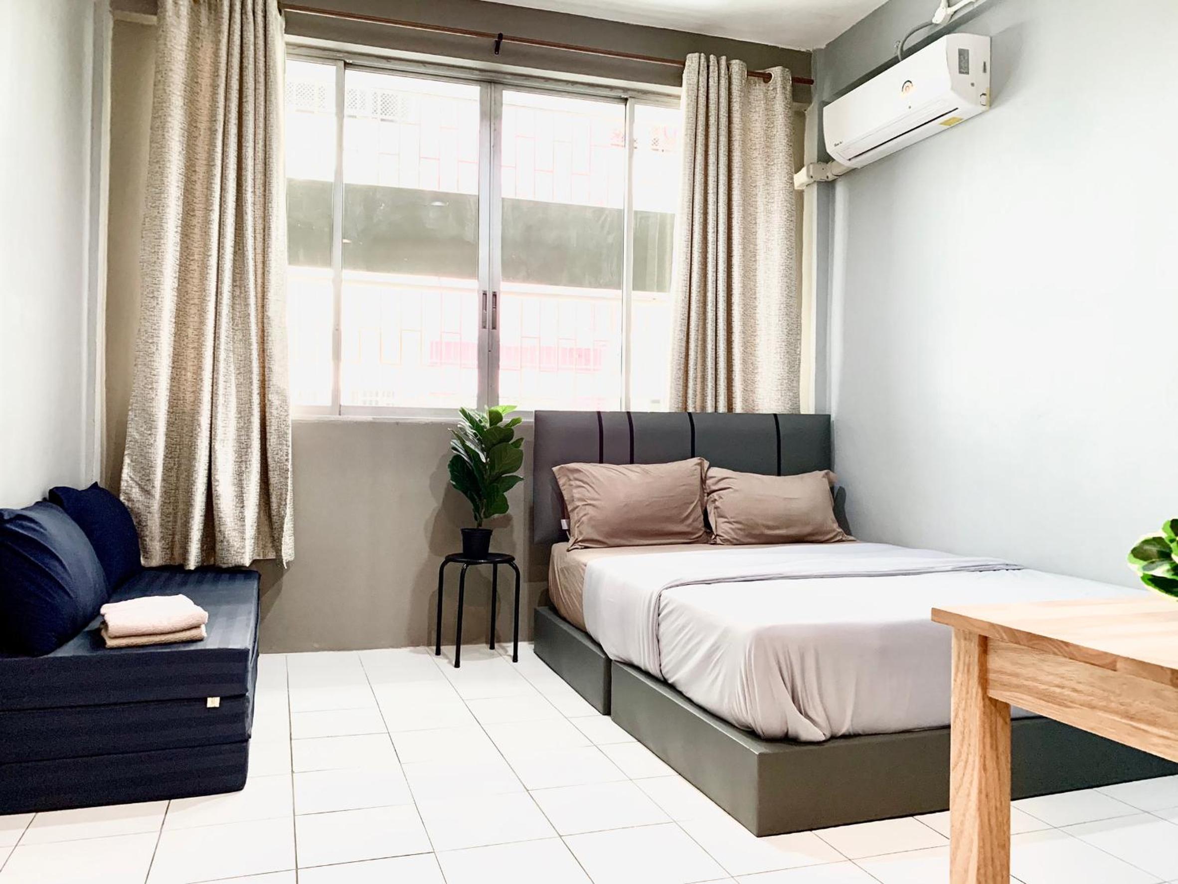 Quadruple Room with Private Bathroom photo 2