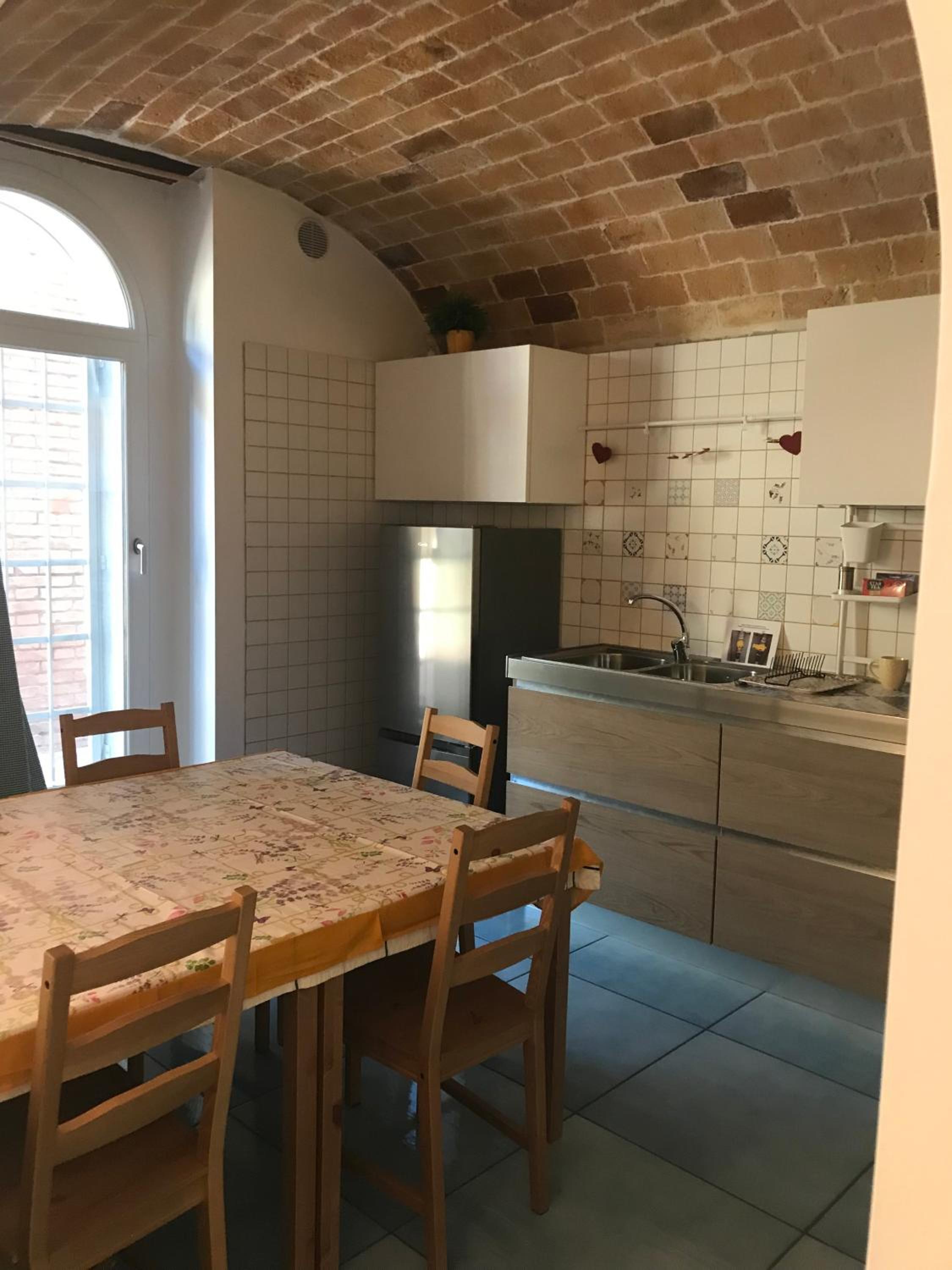 One-Bedroom House - Photo 26