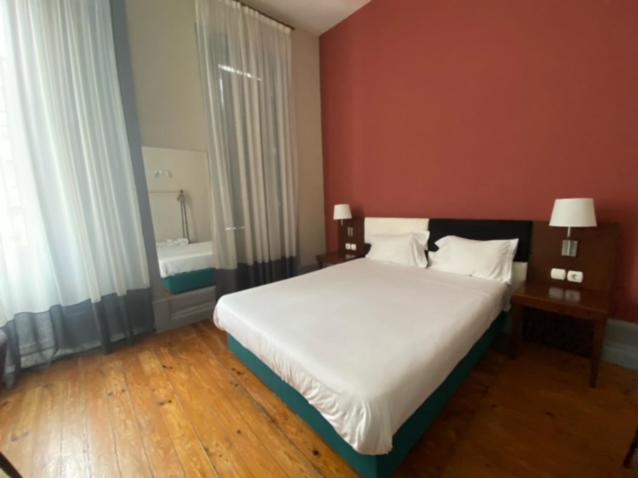 Double Room with Private External Bathroom - Photo 6