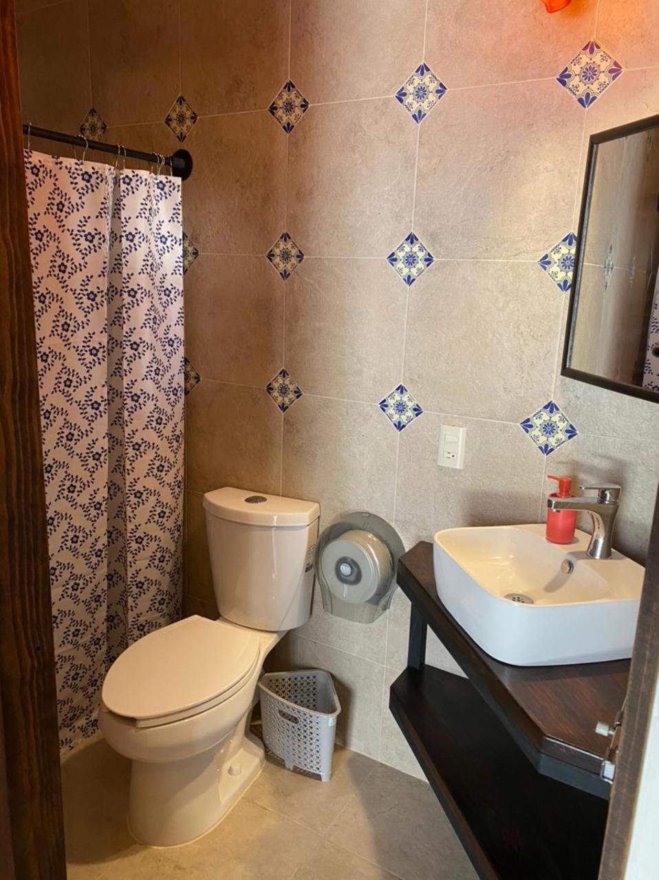 Triple Room with Private Bathroom photo 3
