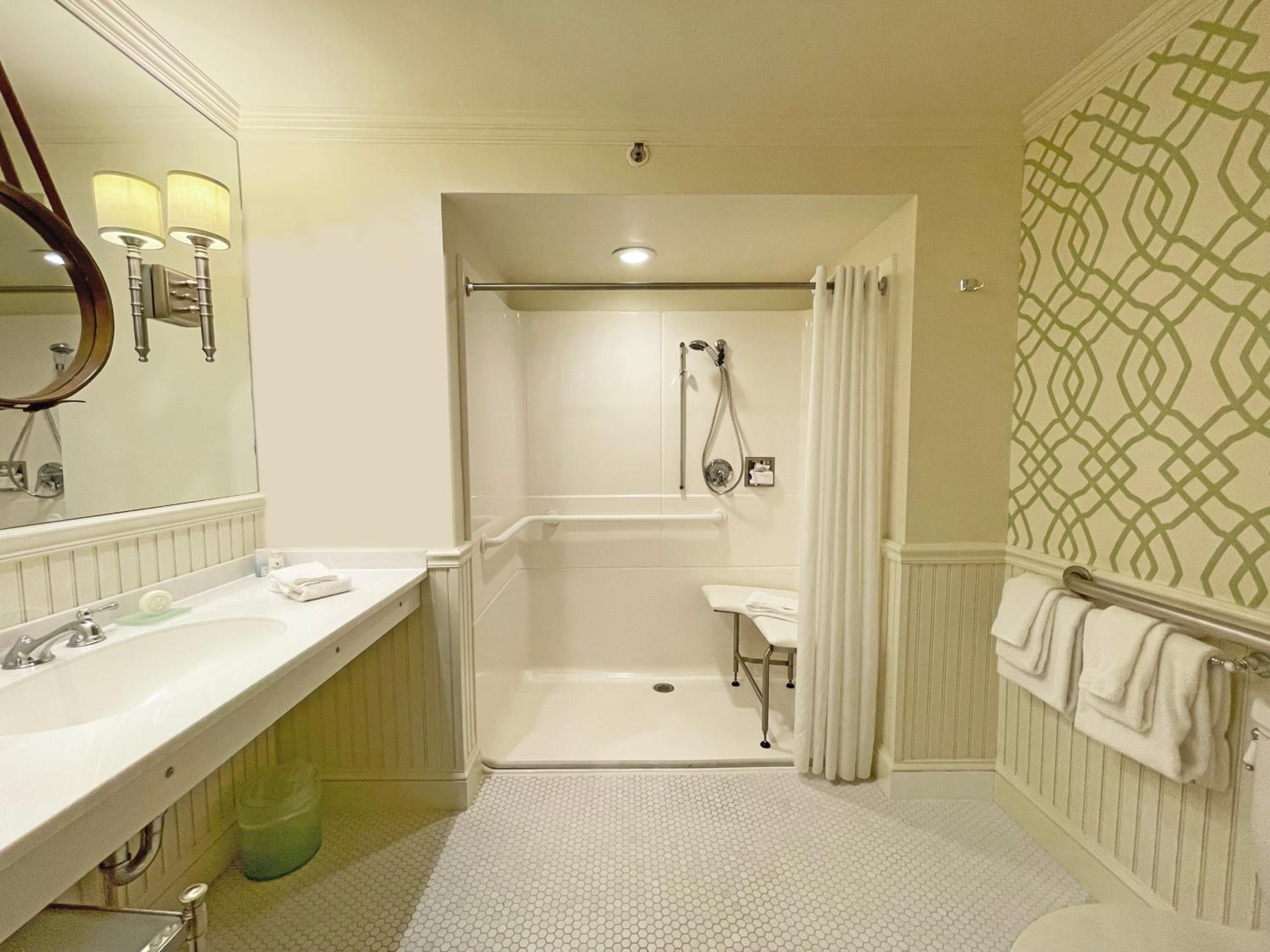 Deluxe Double Room - Photo 8
