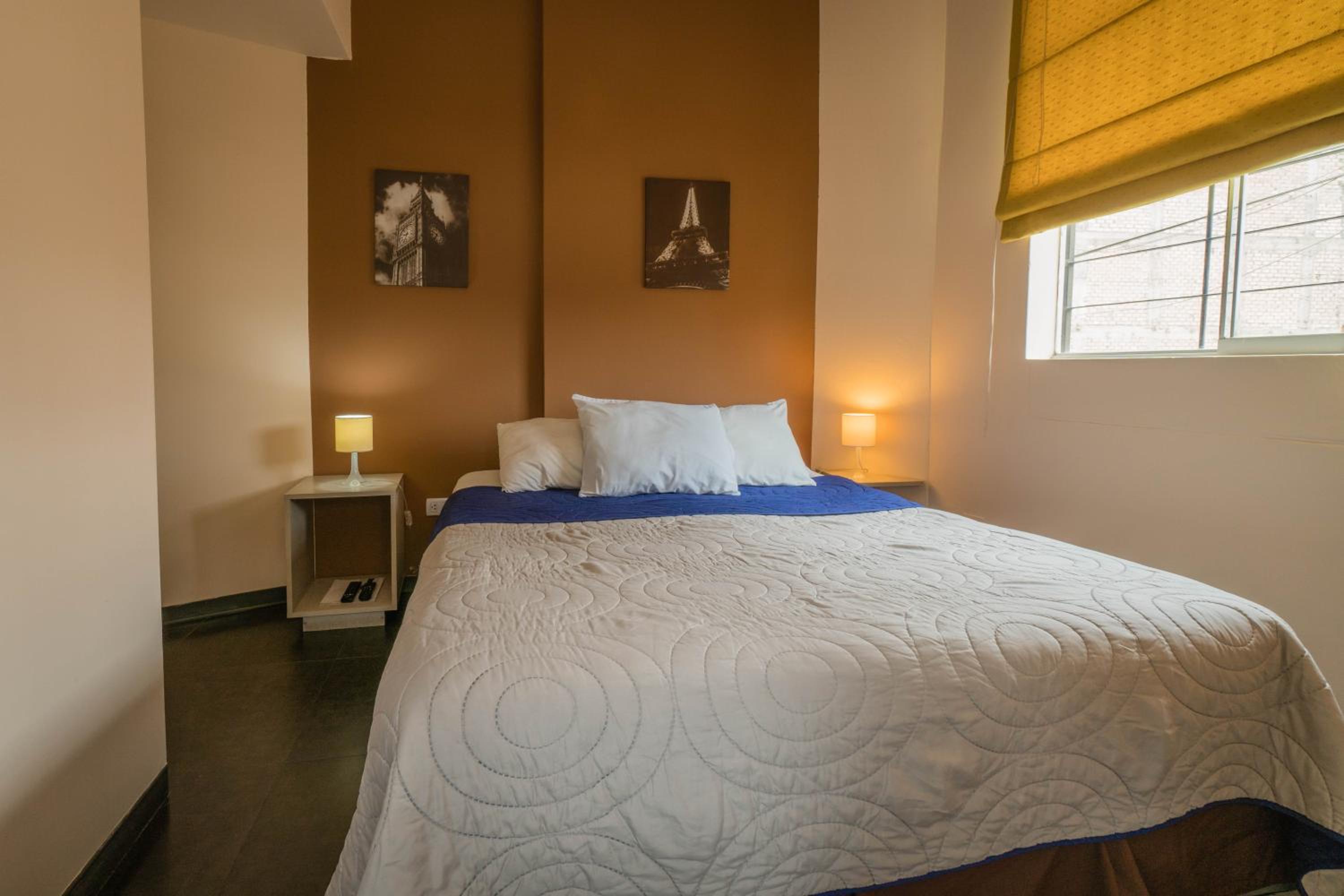 Budget Double Room - Photo 3