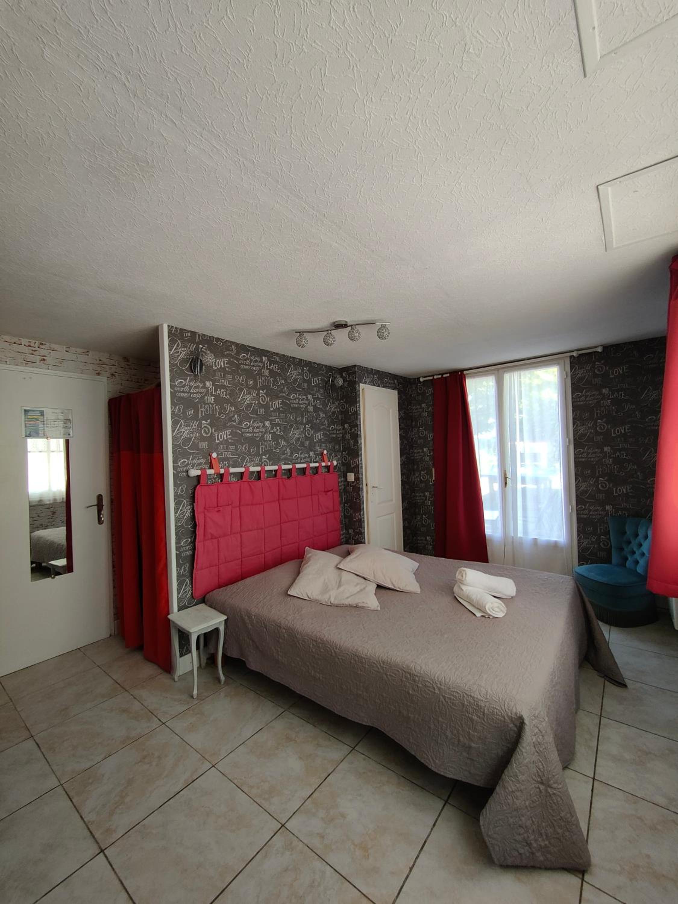King Room with Garden View