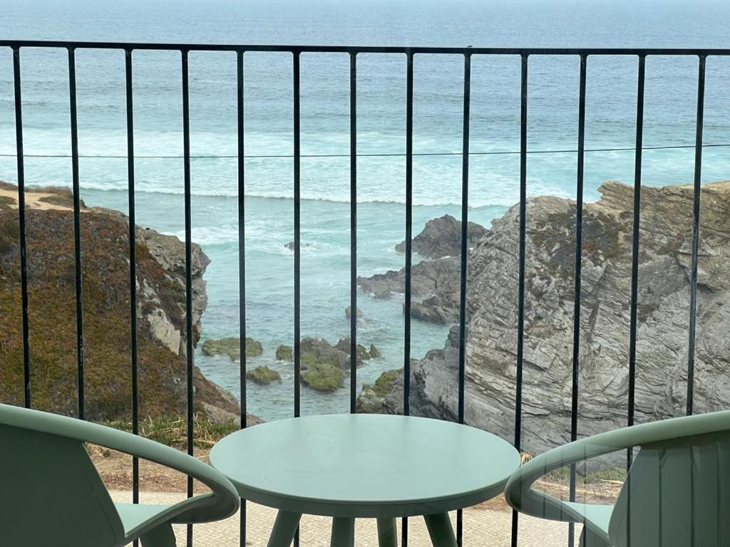 Double Room with Sea View - Upper Floor - Photo 3