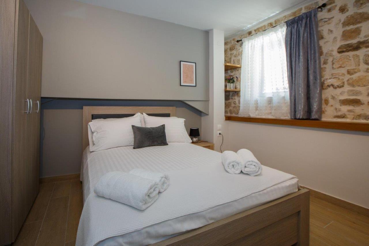 Quadruple Room with Private Bathroom photo 2