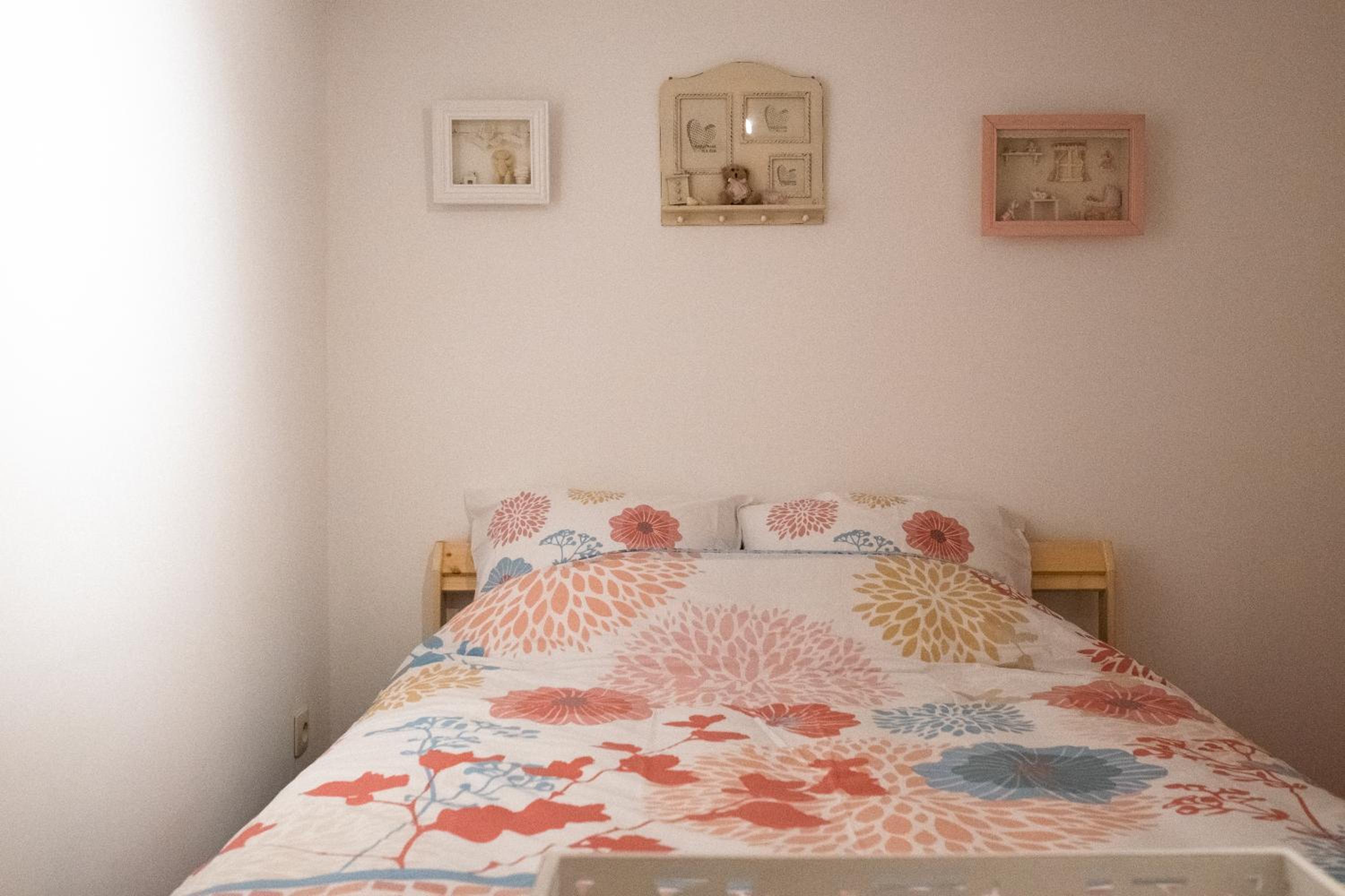 One-Bedroom Apartment - Photo 9