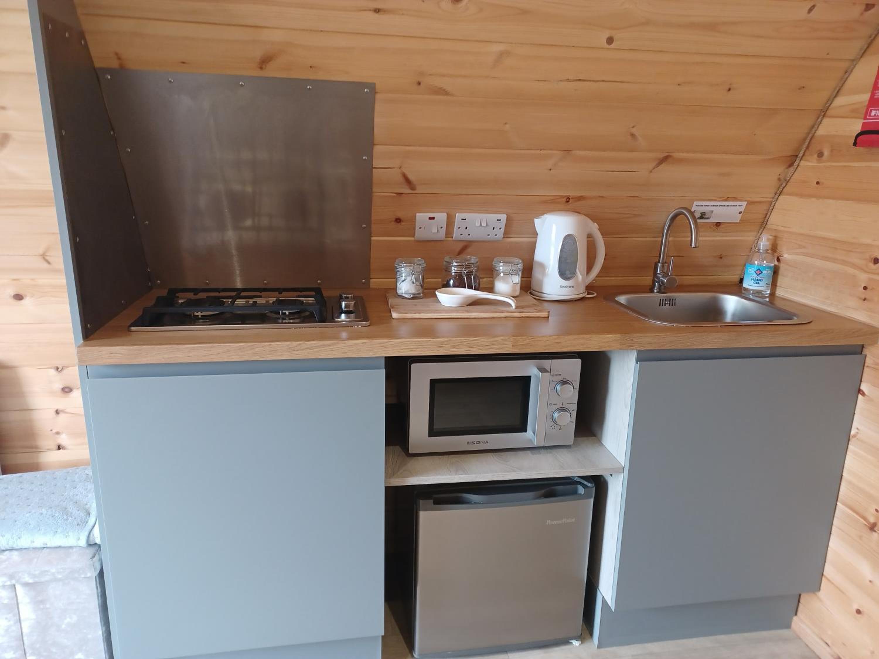 Double Room - Photo 5