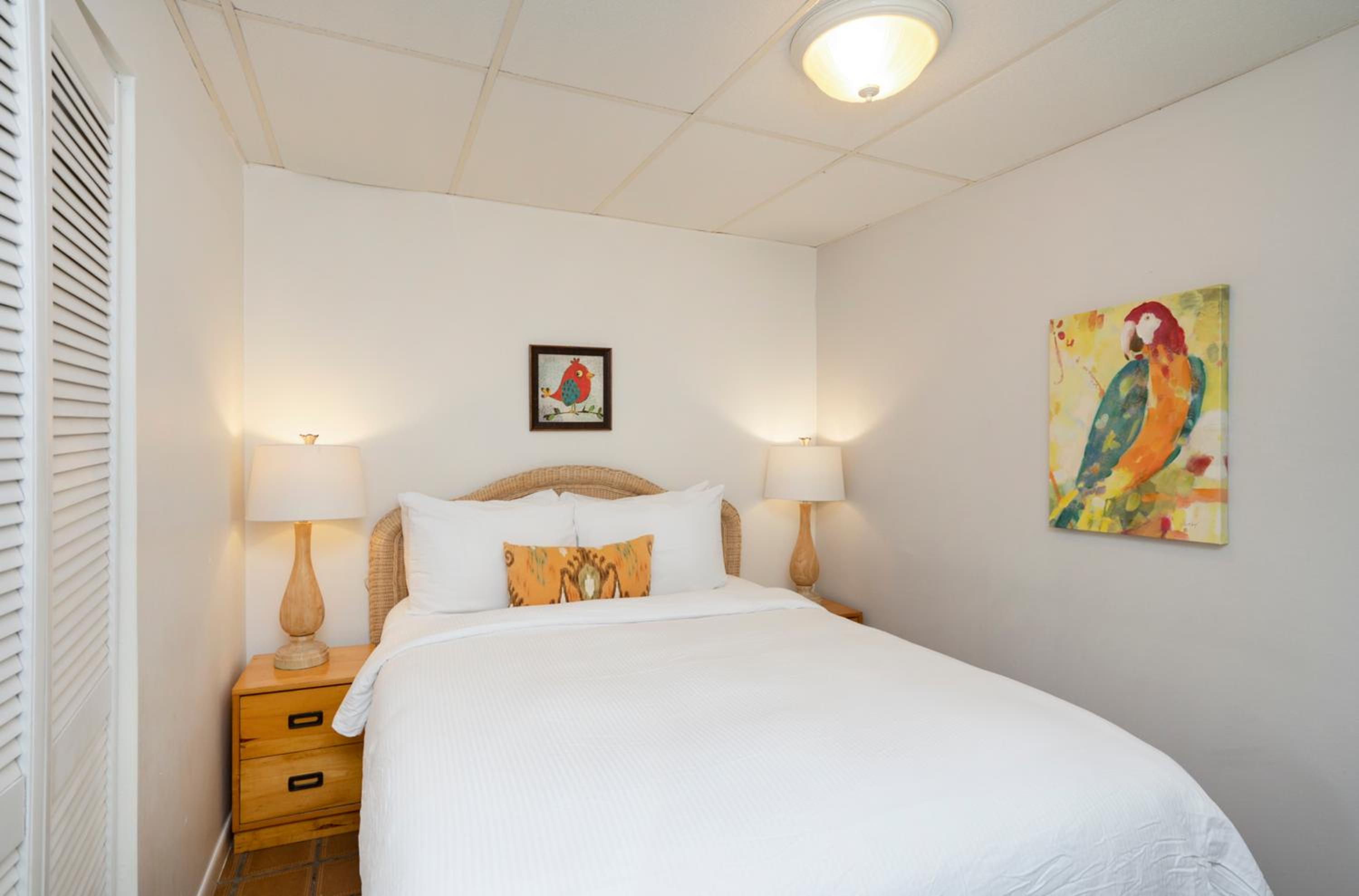 Classic King Room with Kitchen (ADA Accessible)