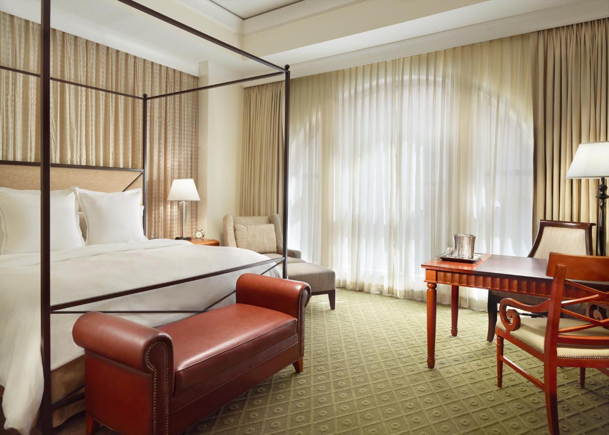 Premier Room - 1 King Bed - Photo 1