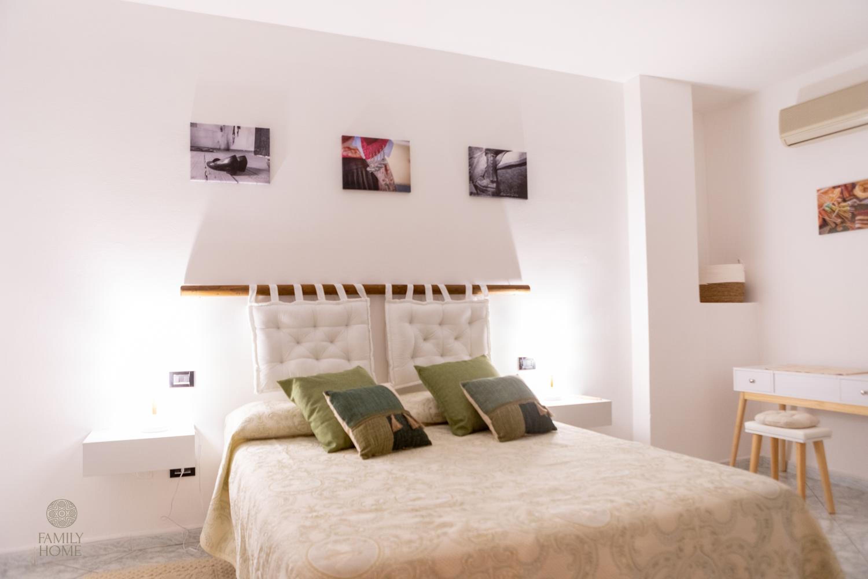 Two-Bedroom House photo 1