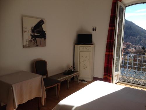 Double Room with Balcony photo 2