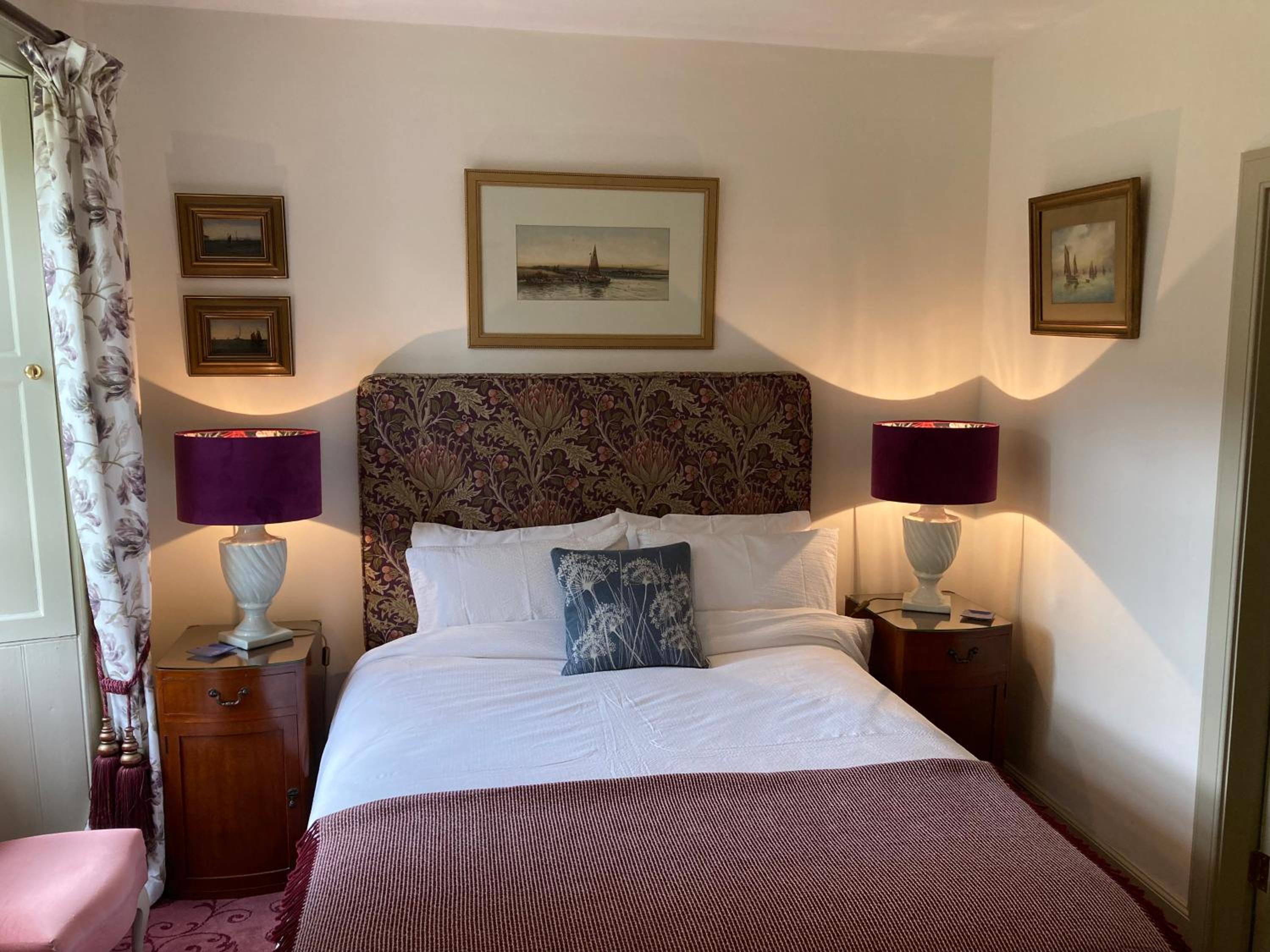 Double Room with Private Bathroom photo 3