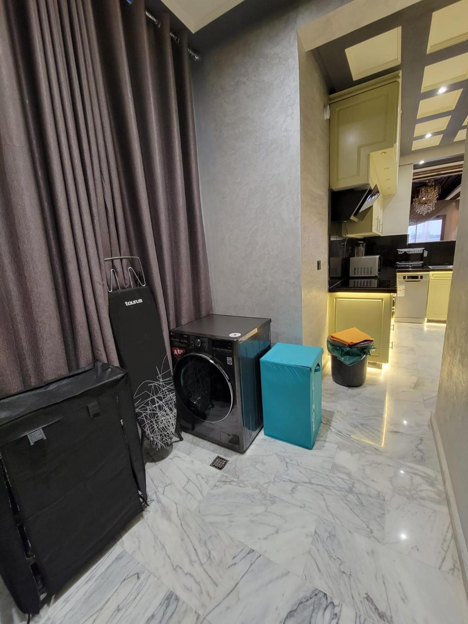 Three-Bedroom Apartment - Photo 11