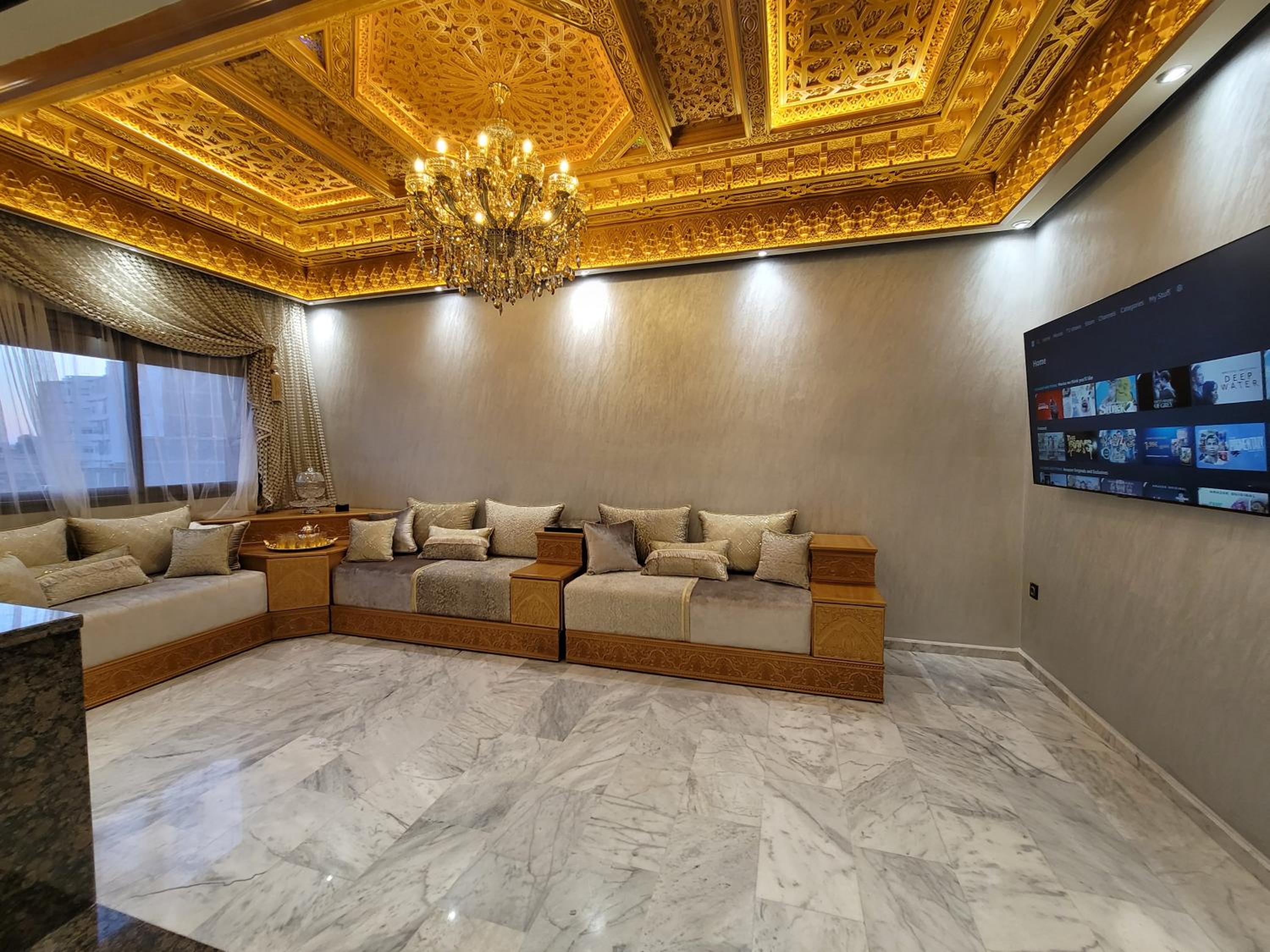 Three-Bedroom Apartment - Photo 36