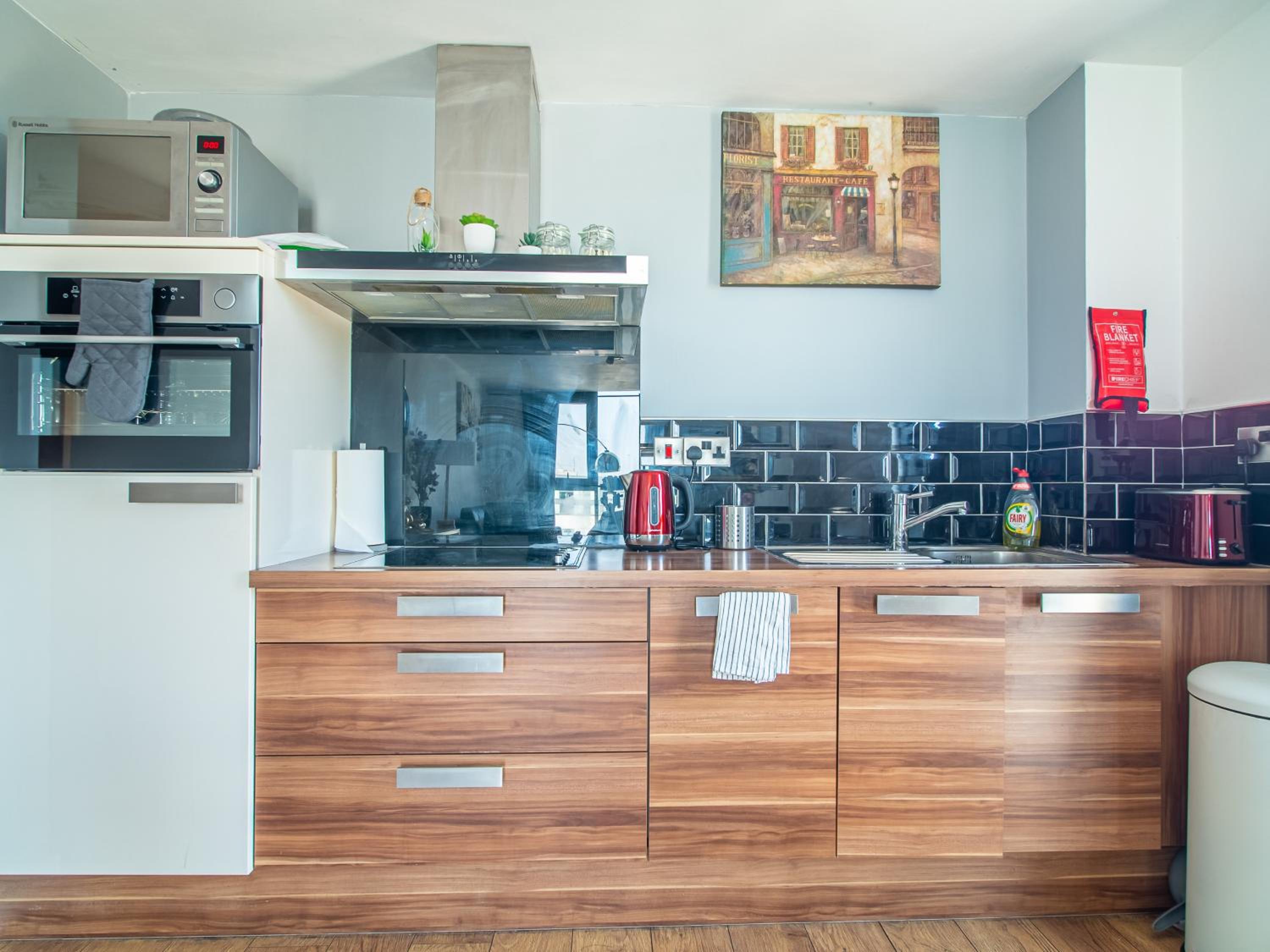 Two-Bedroom Apartment - Photo 6