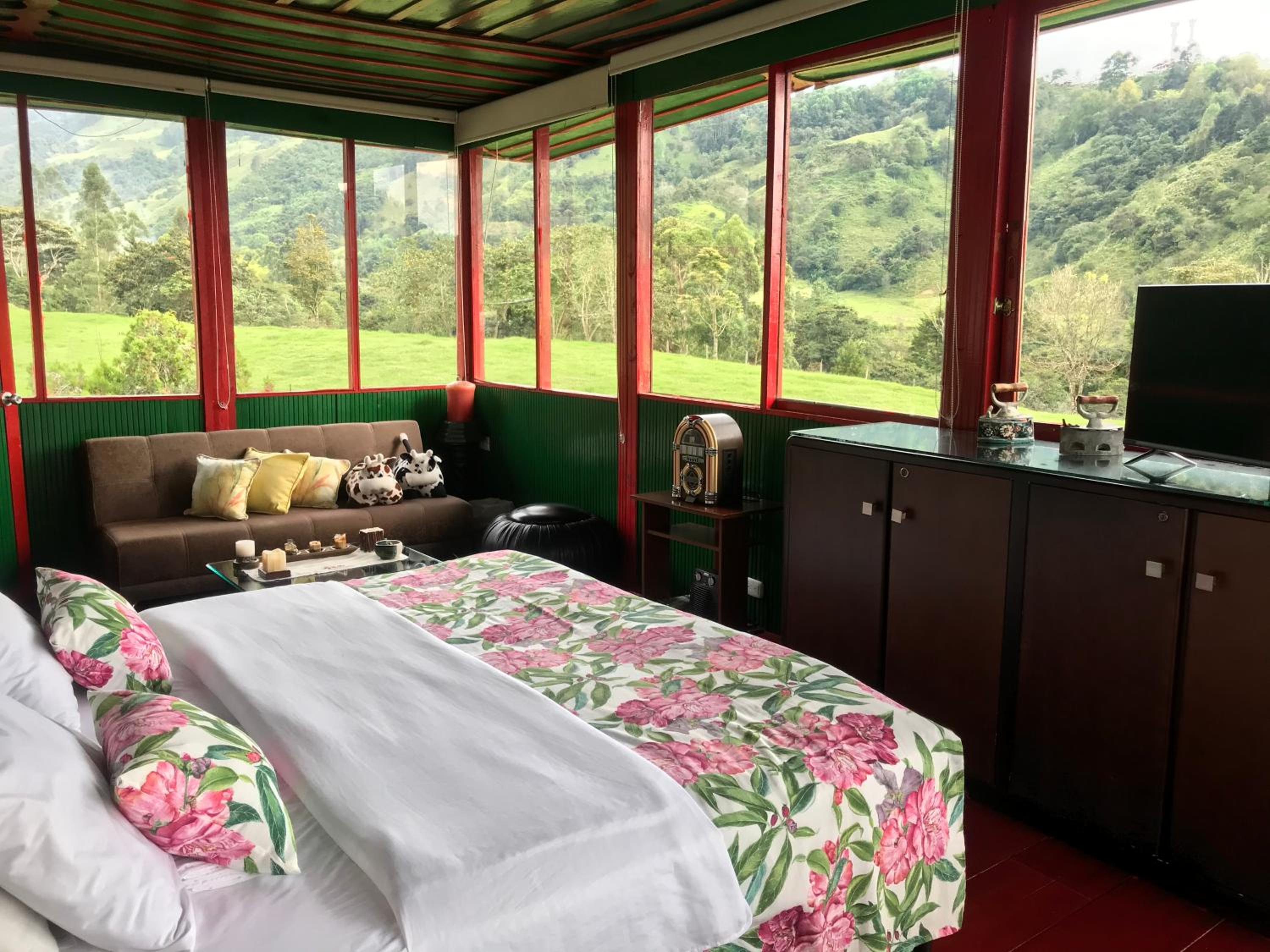 Suite photo 1