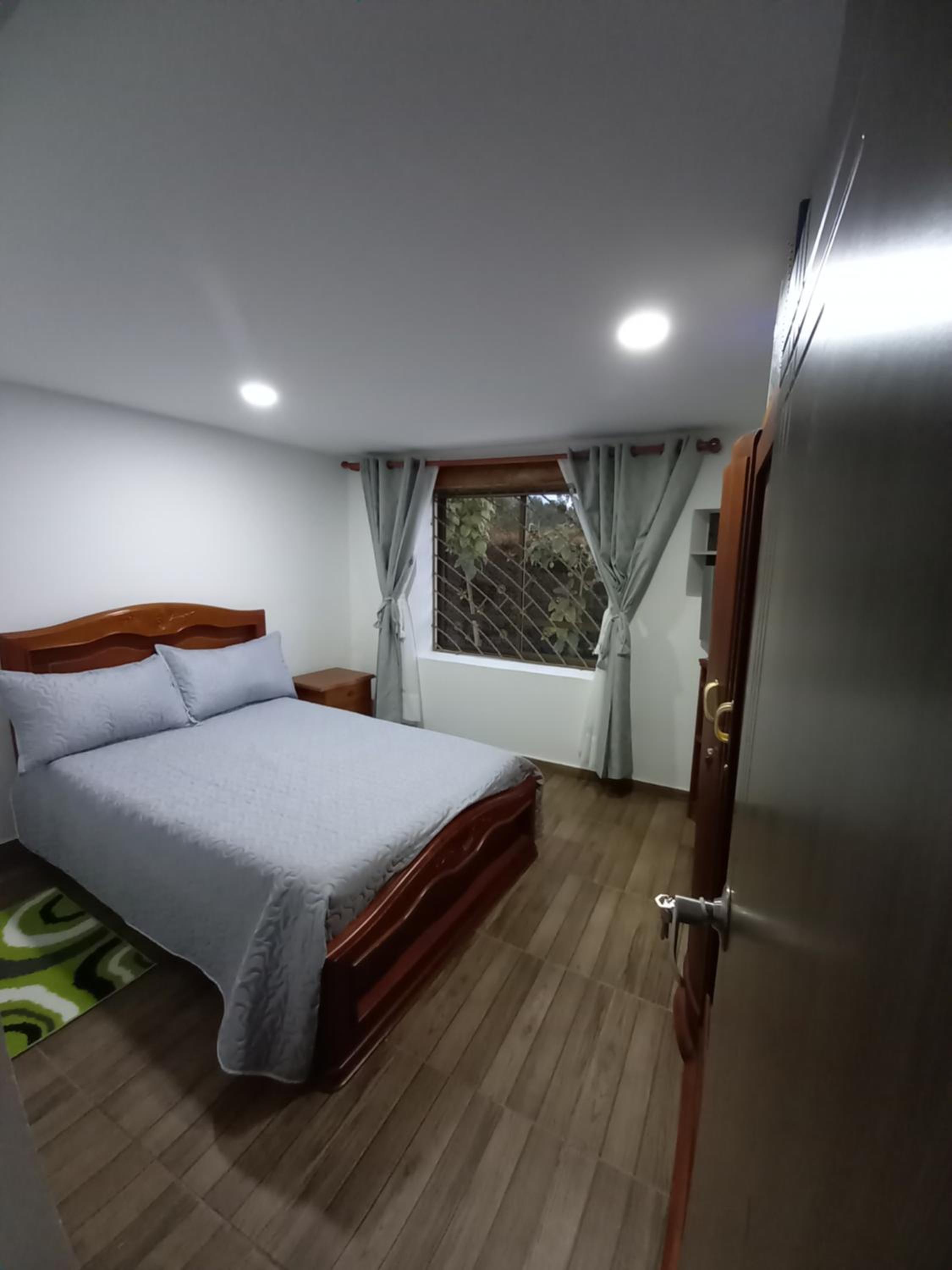 Double Room With Shared Bathroom photo 2