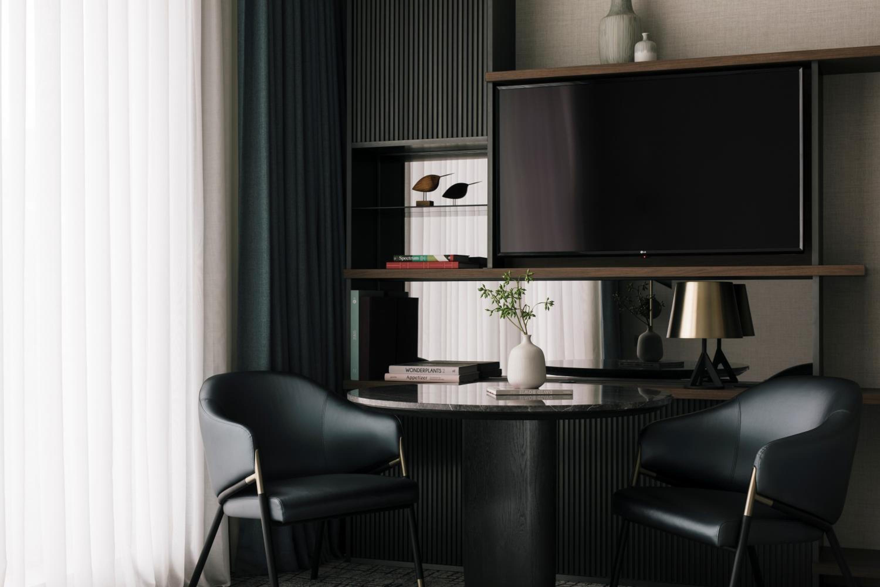 Essential Room