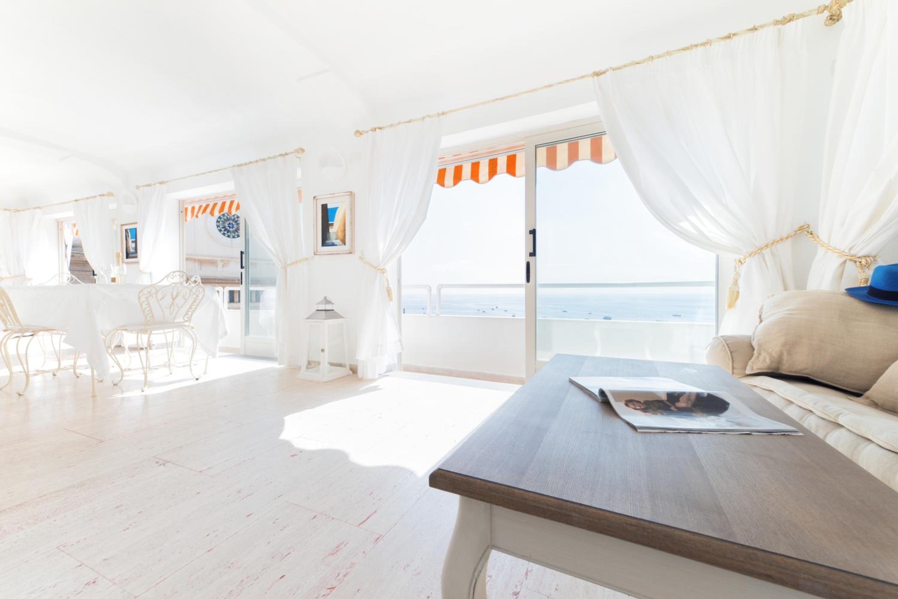 Superior Studio with Sea View - Photo 1