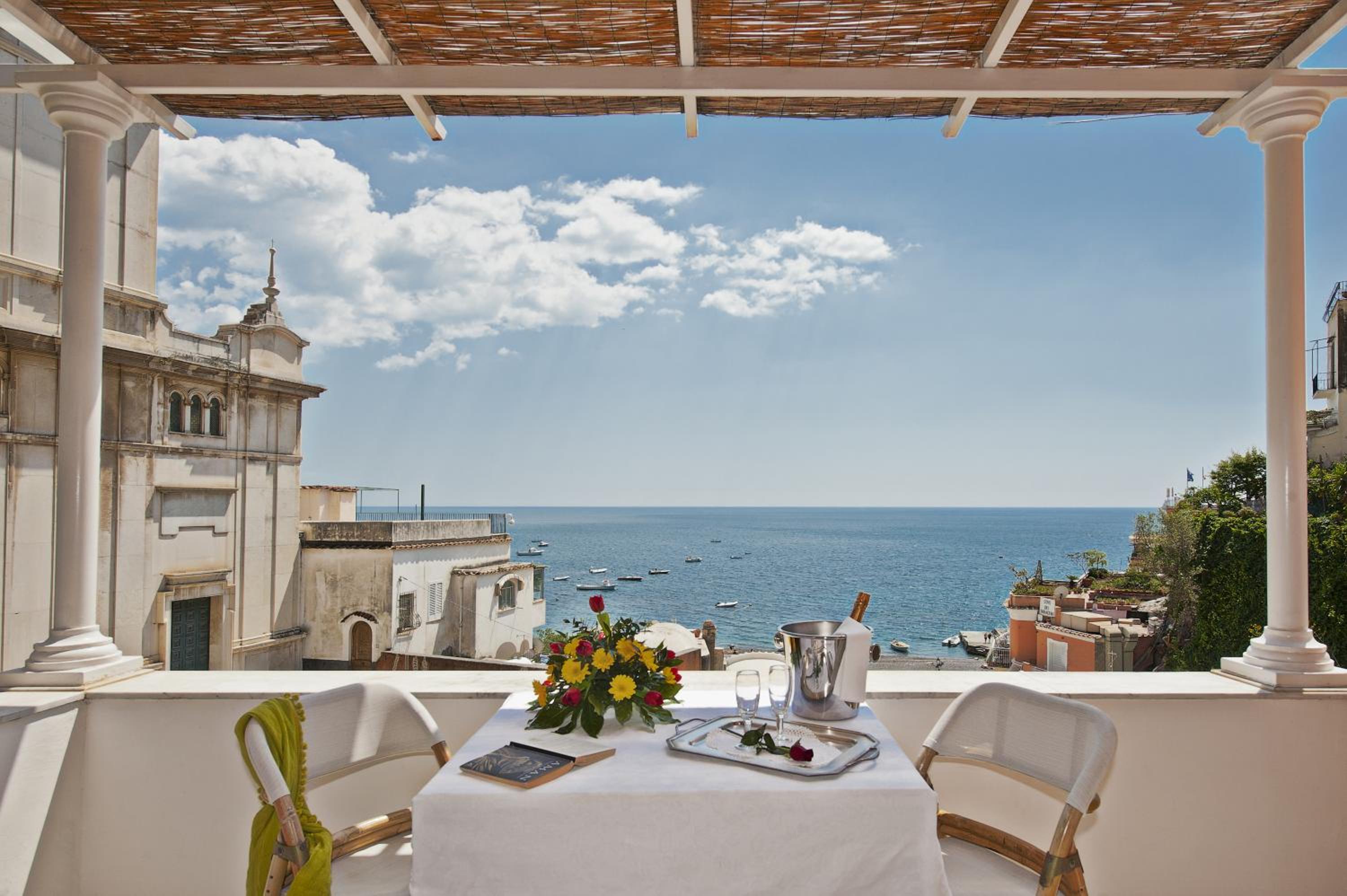Large Superior Studio with Sea View - Photo 2