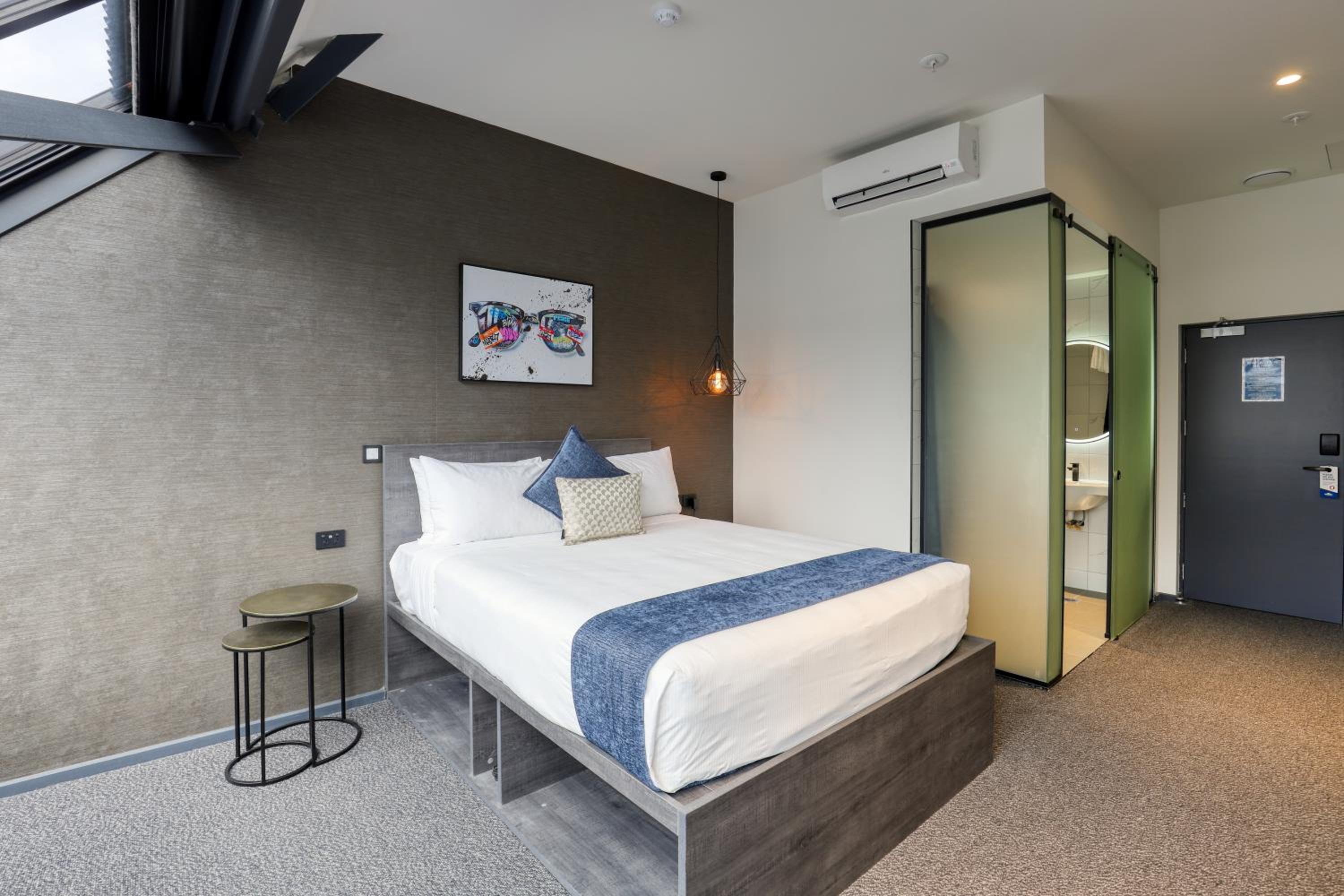 Business Queen Room - Photo 7