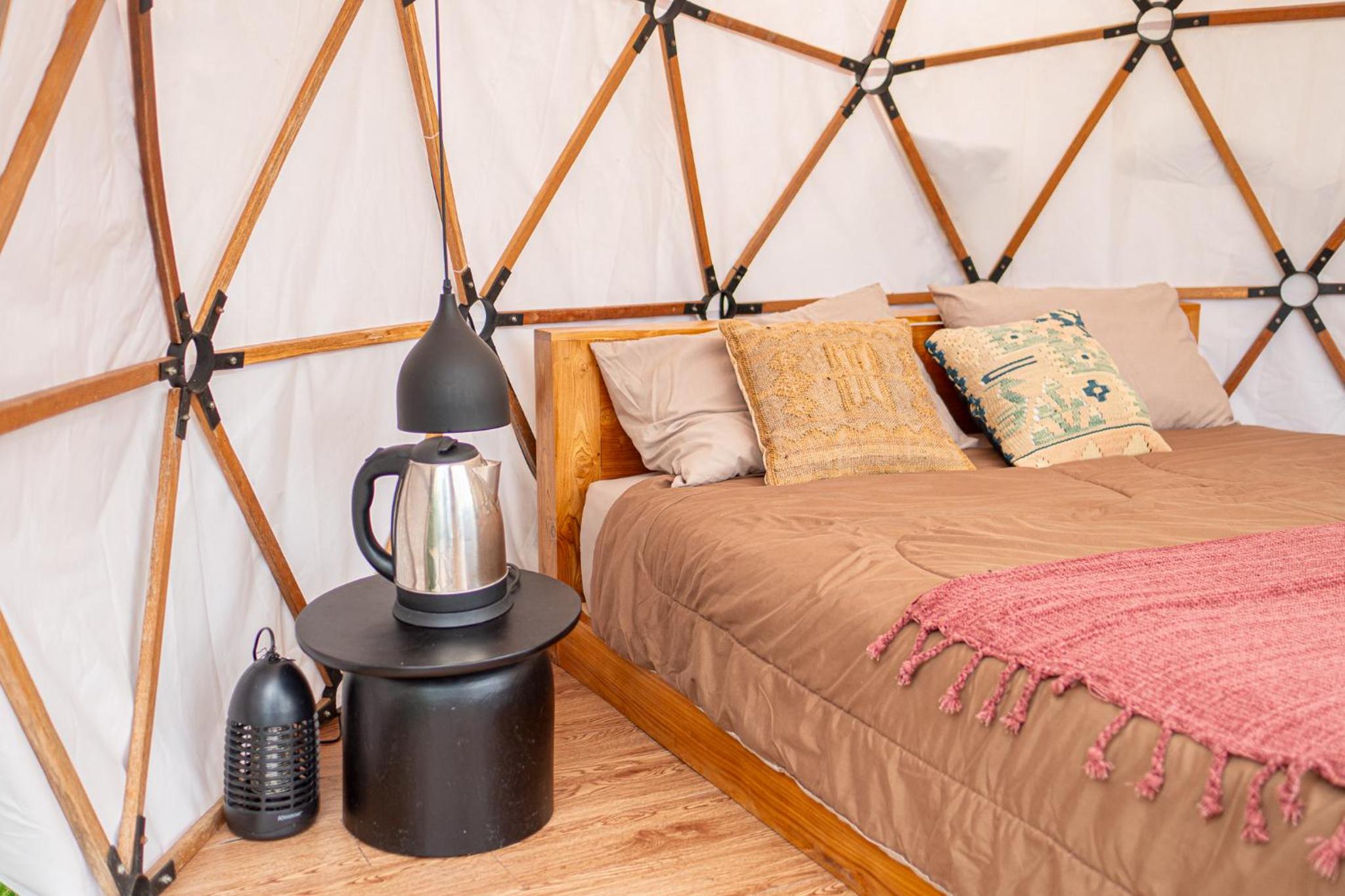 Glamping - Photo 1