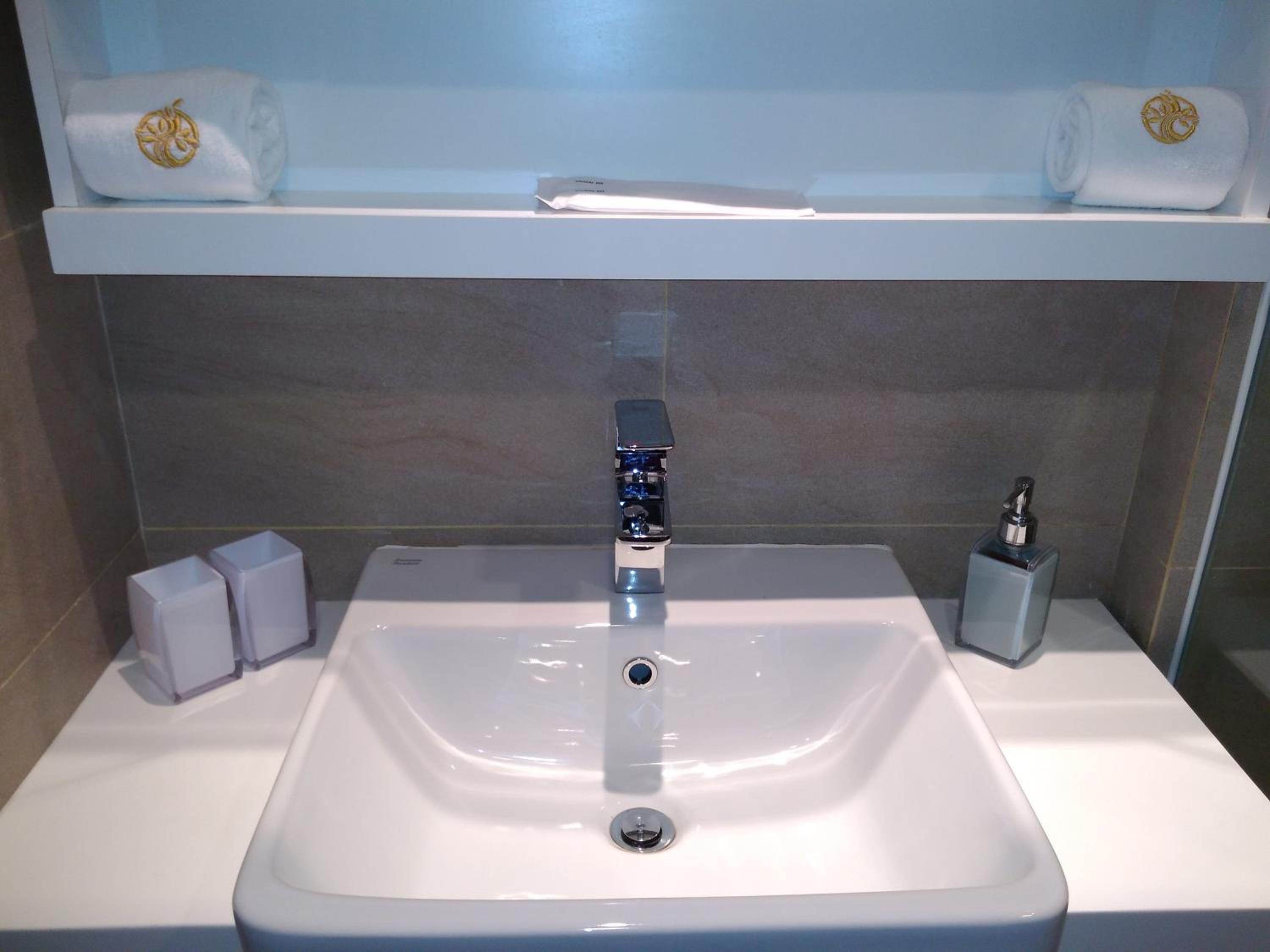Two Bedroom Ocean View Loft Queen - Free Return Transfer (BBT Terminal-Resort) photo 3