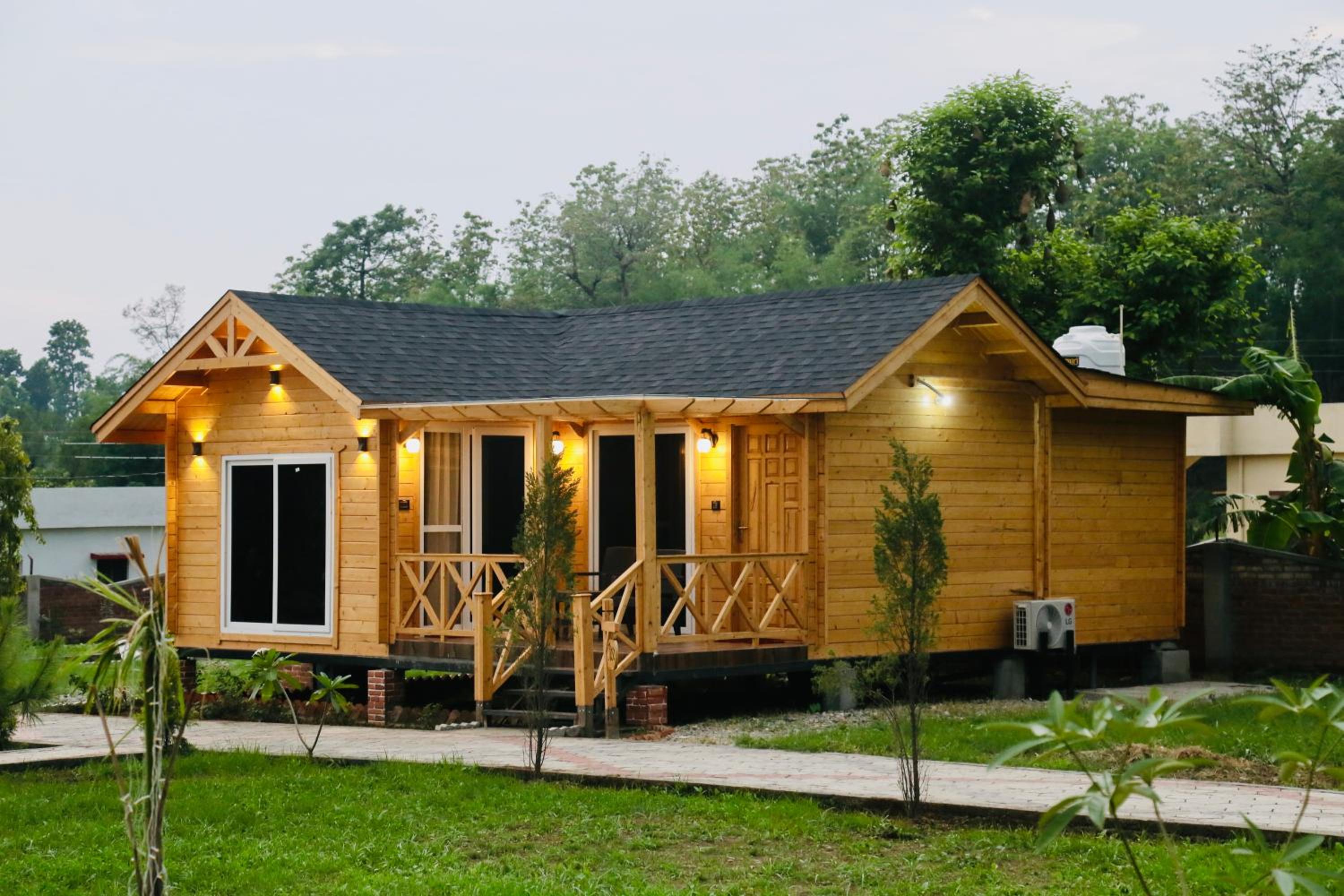 Two-Bedroom House photo 2