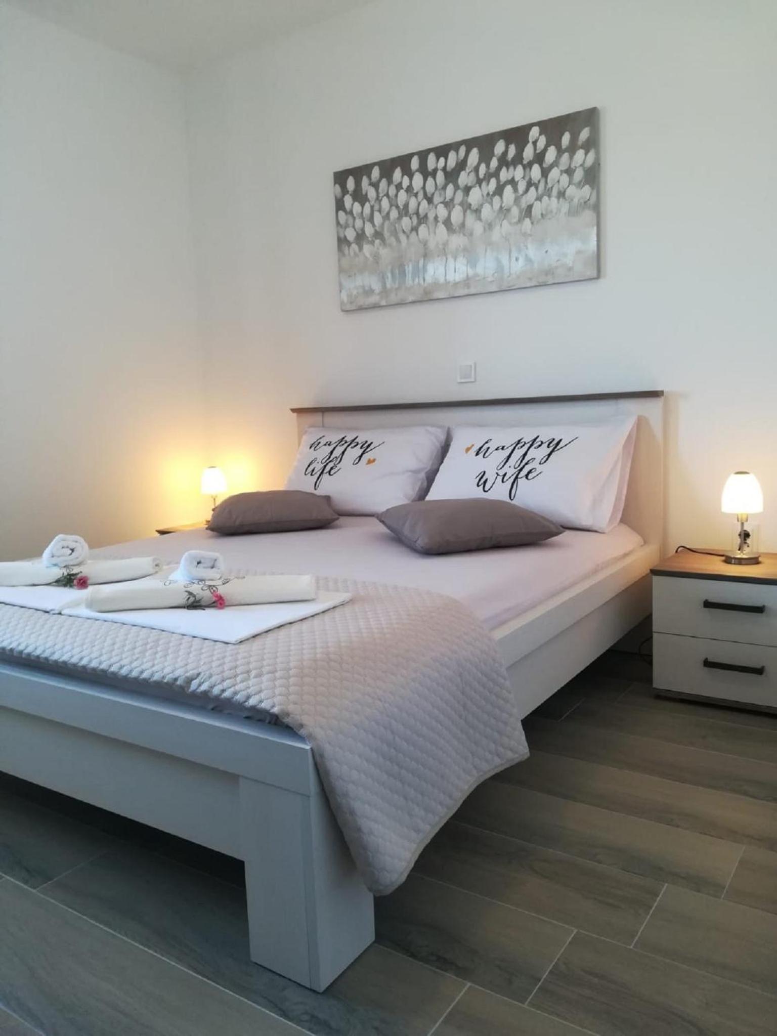 Two Bedroom Apartment with Terrace and Sea View