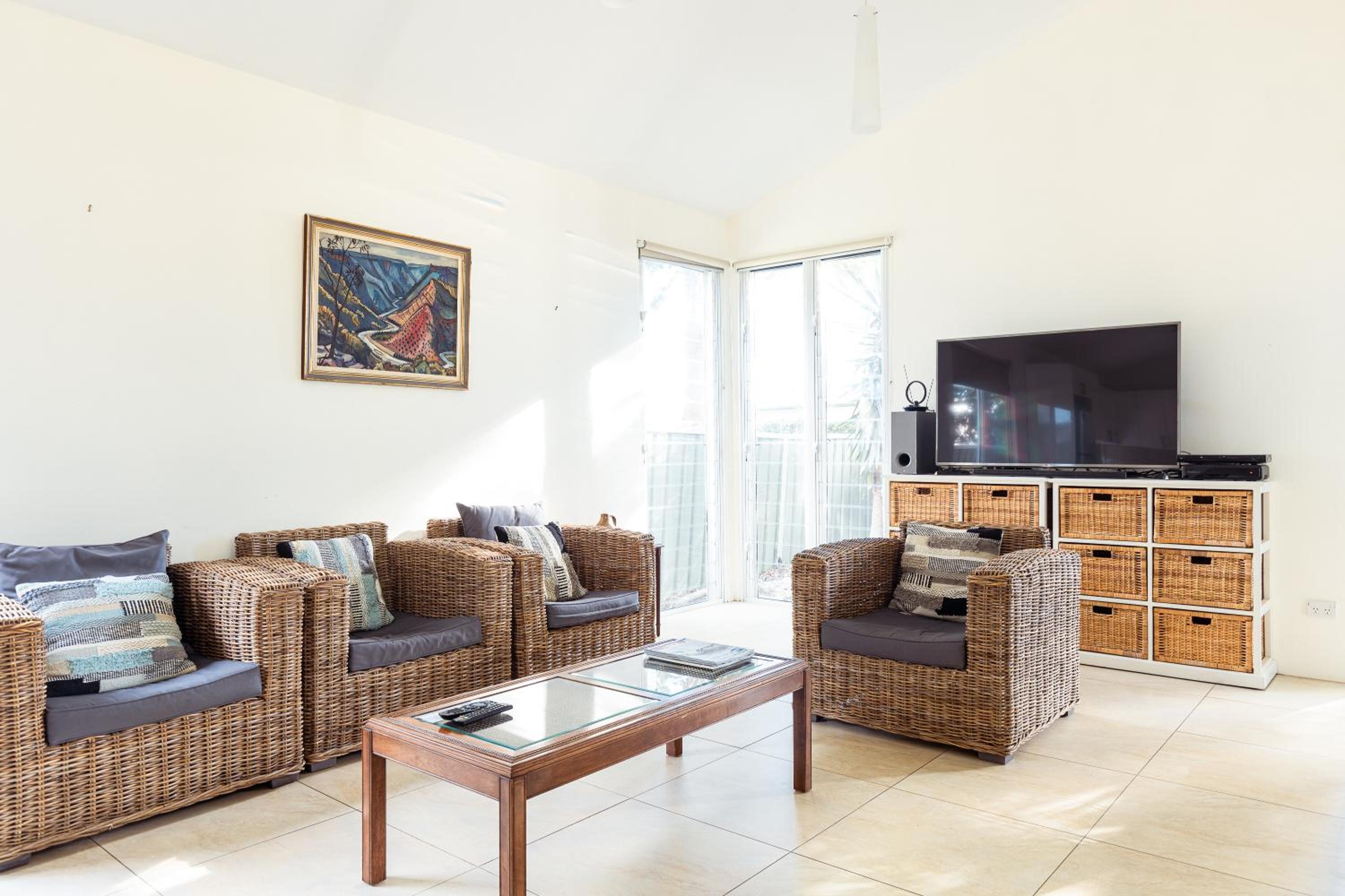 Four-Bedroom House photo 1