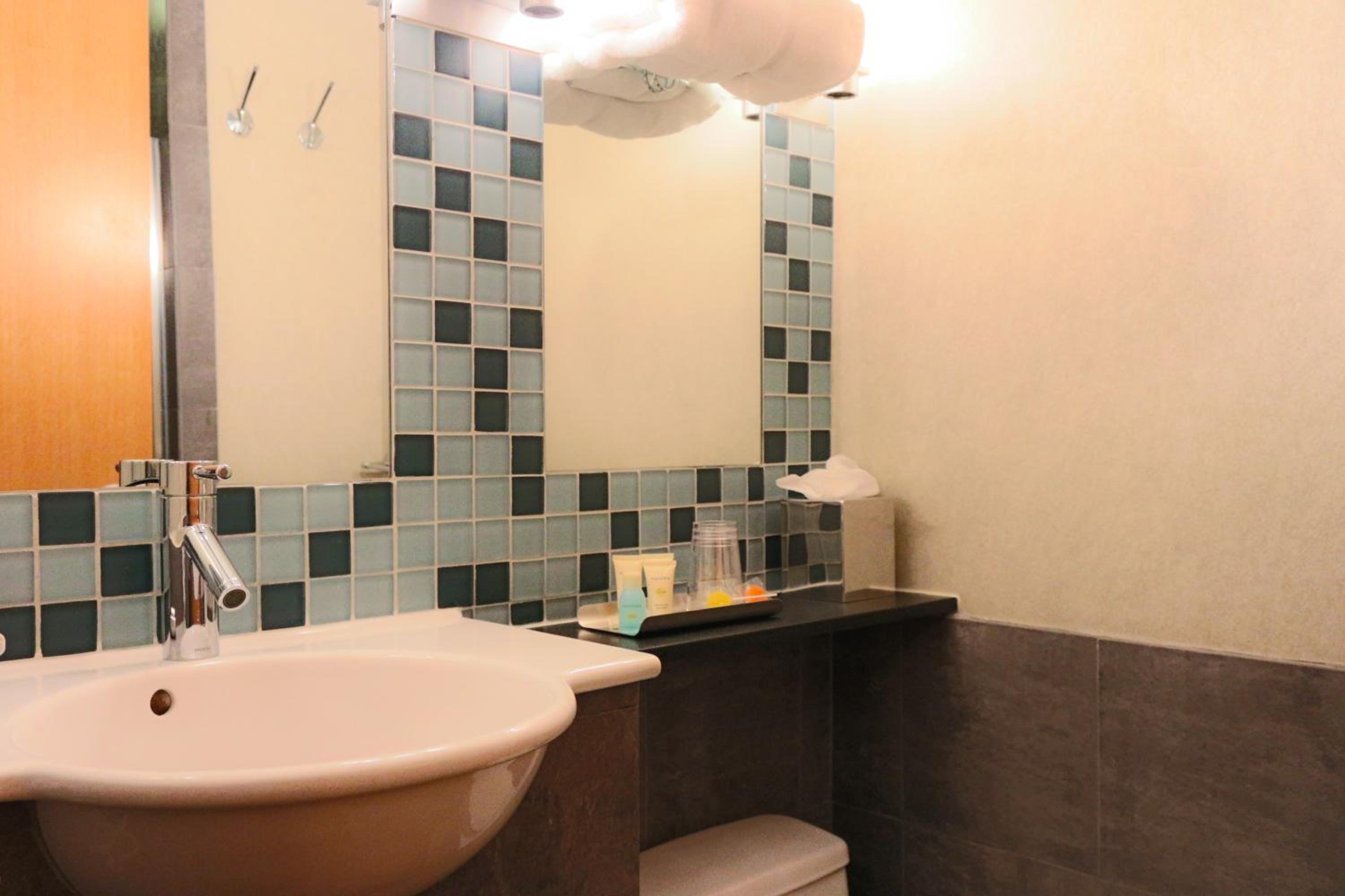 Standard  Room - Photo 2