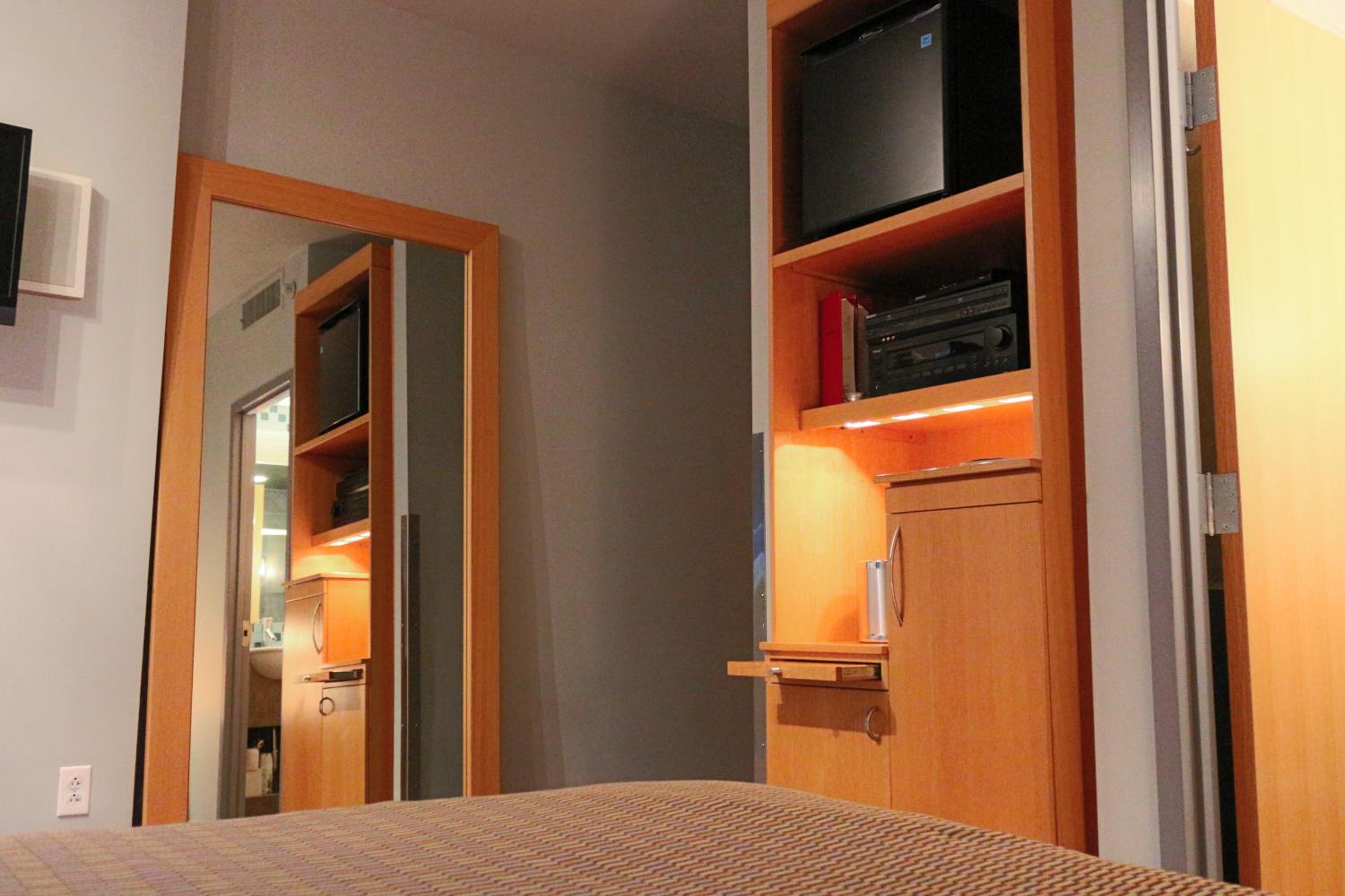 Standard  Room - Photo 5