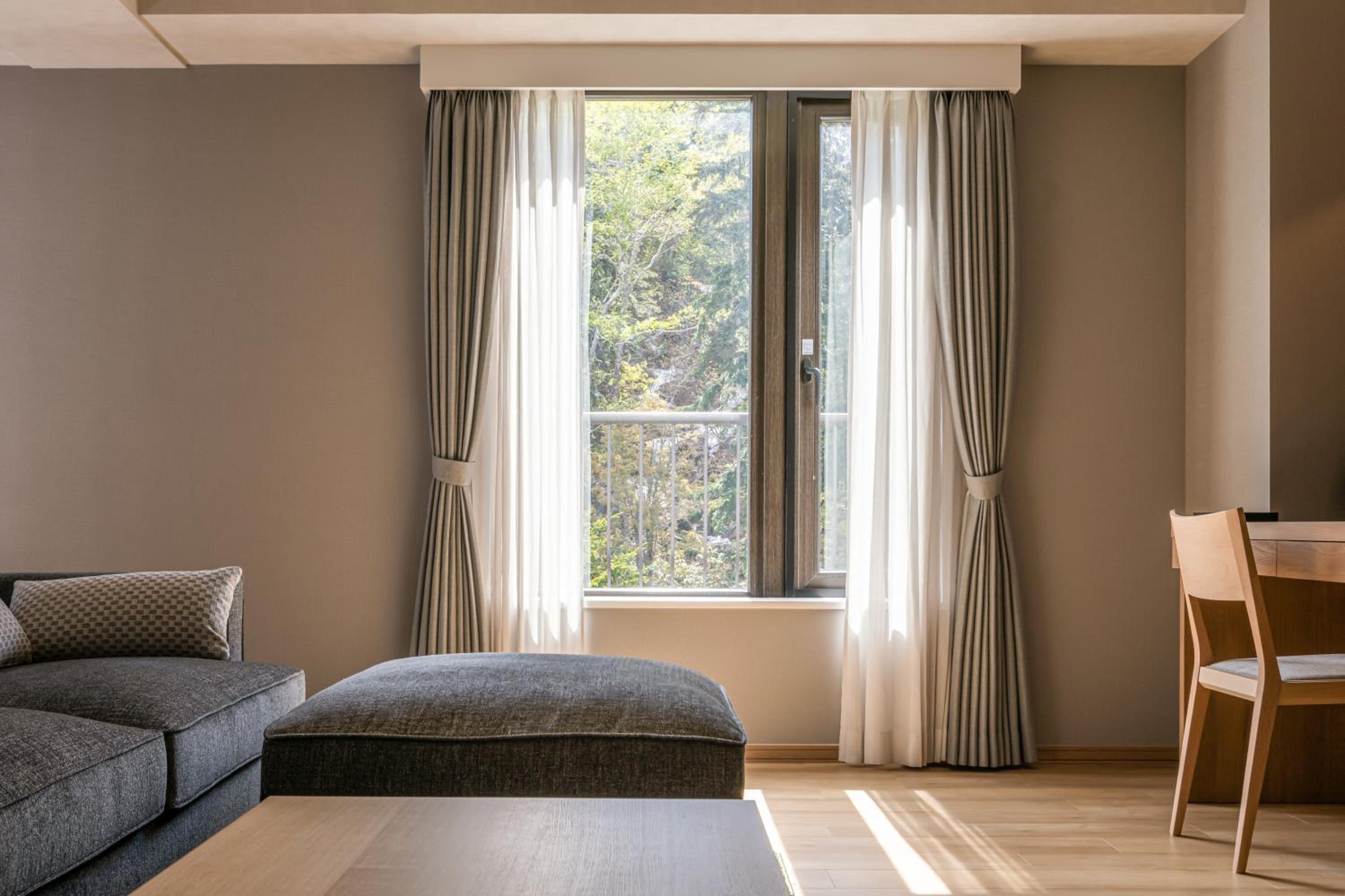 Twin Room with Balcony photo 2