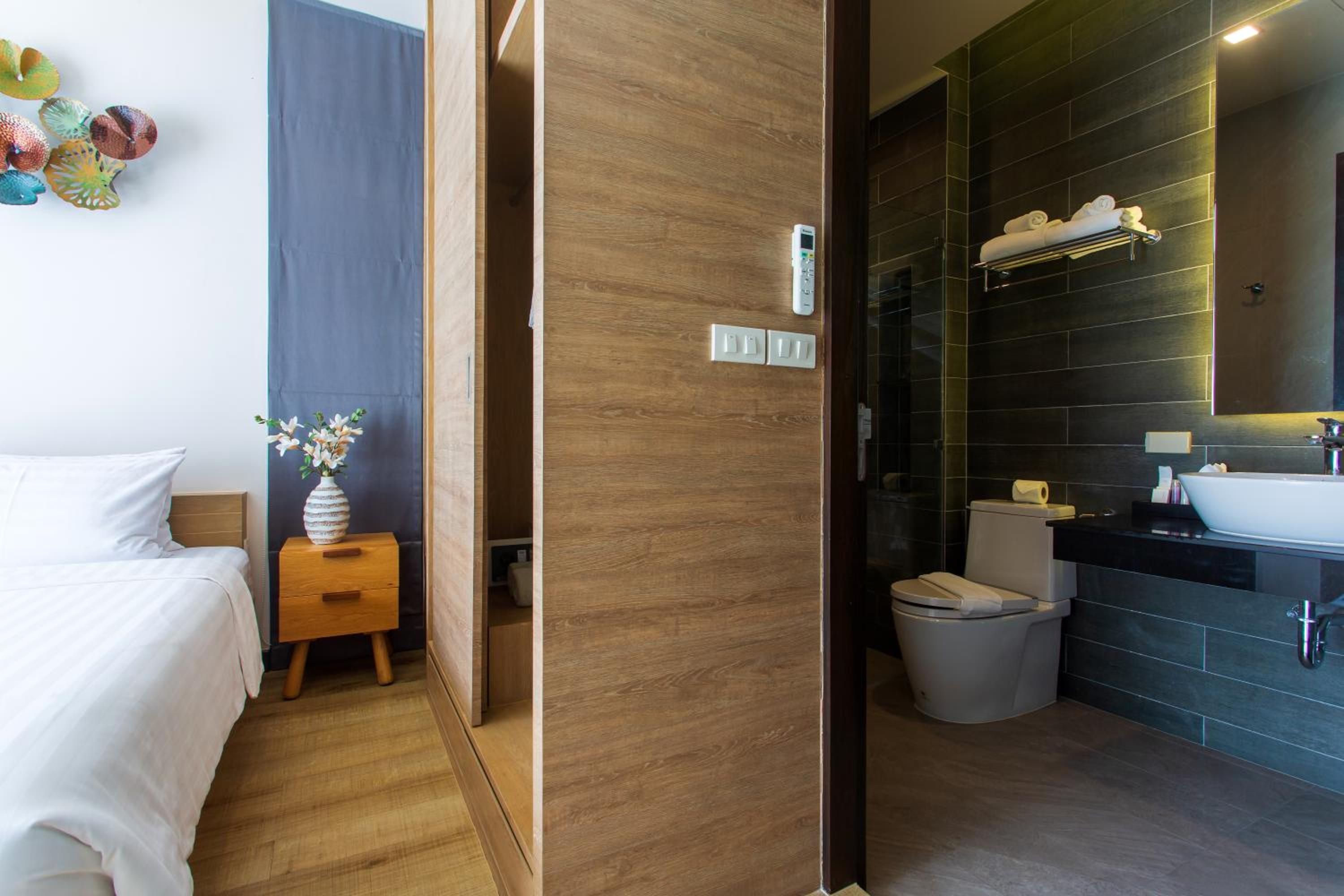 One-Bedroom Villa - Photo 1