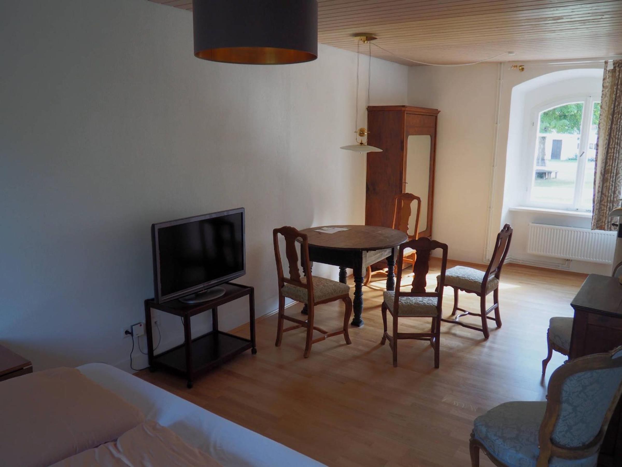 Apartment photo 1