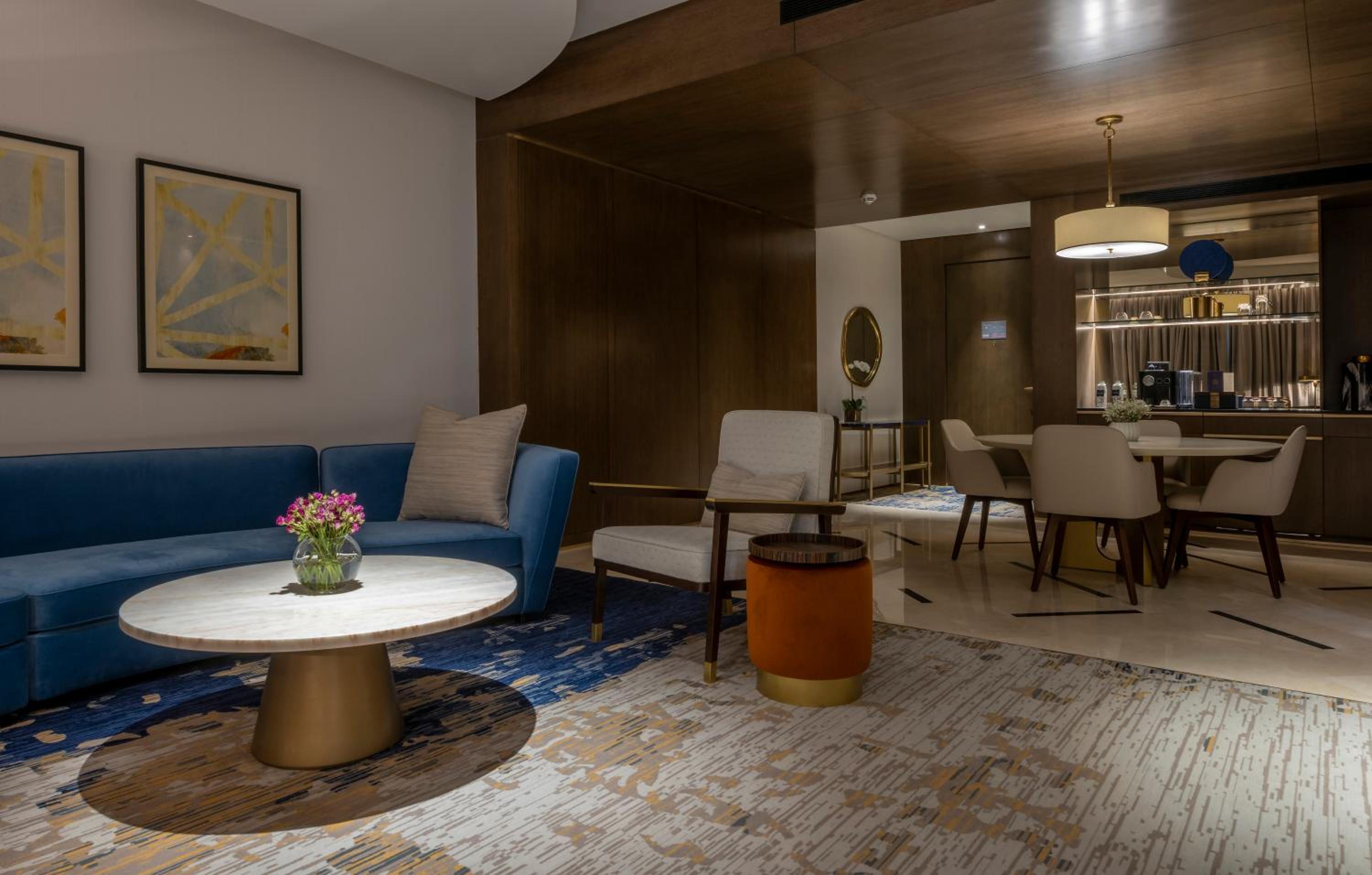 Standard Suite