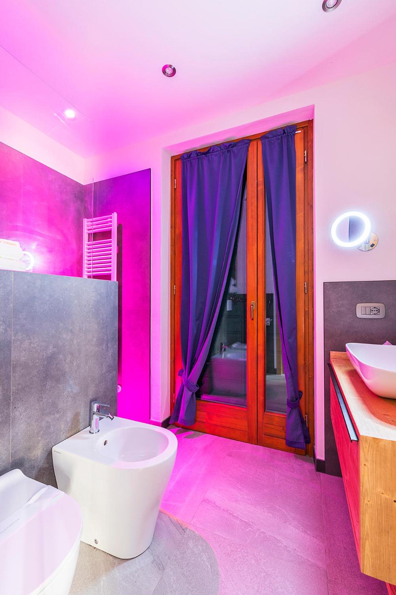 Double Room - Photo 13