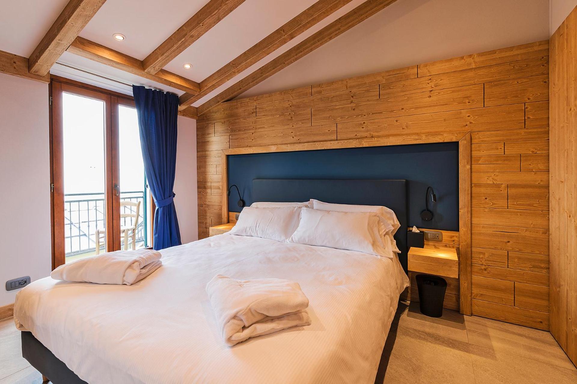 Double Room - Photo 2