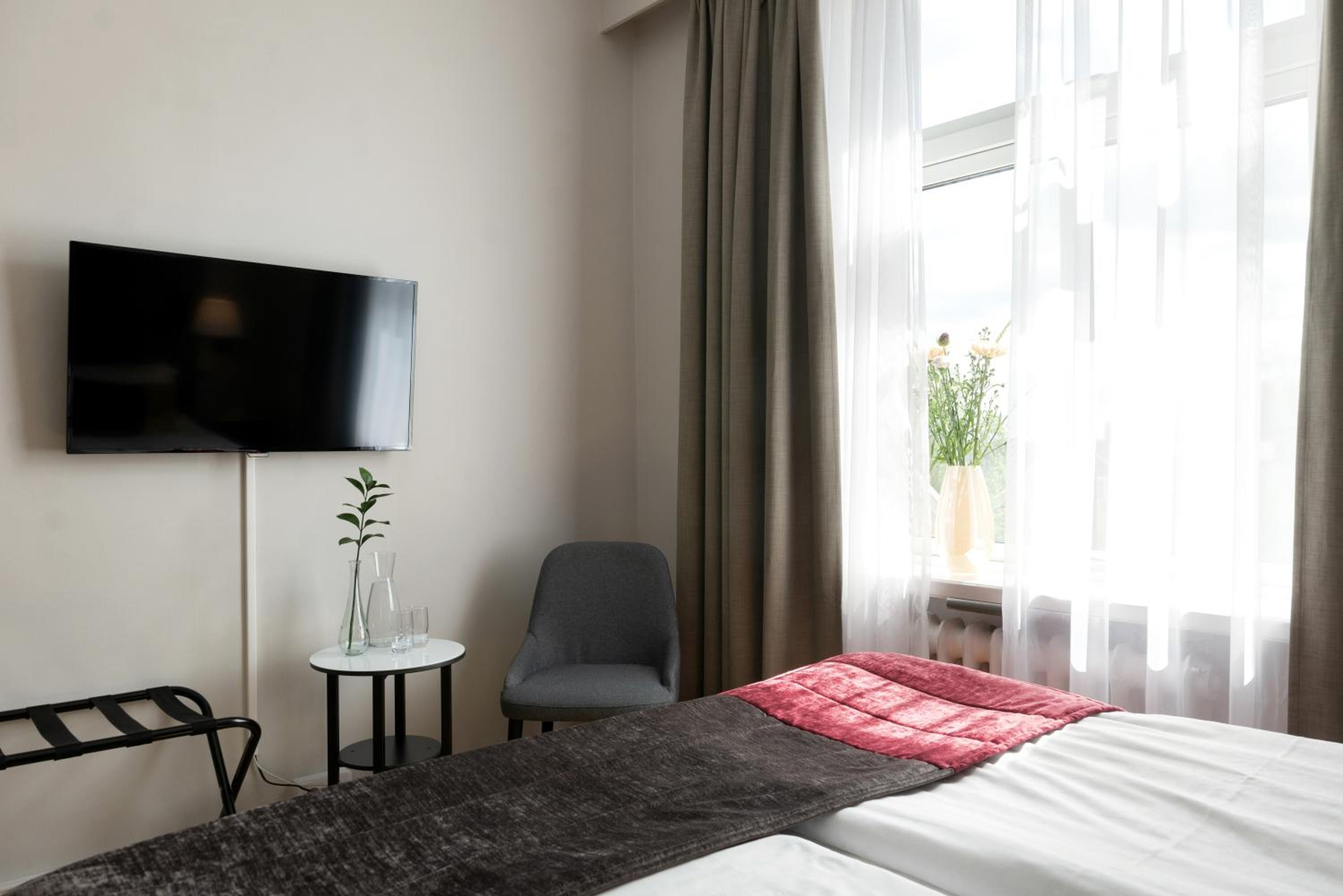 Standard Double Room - Photo 4