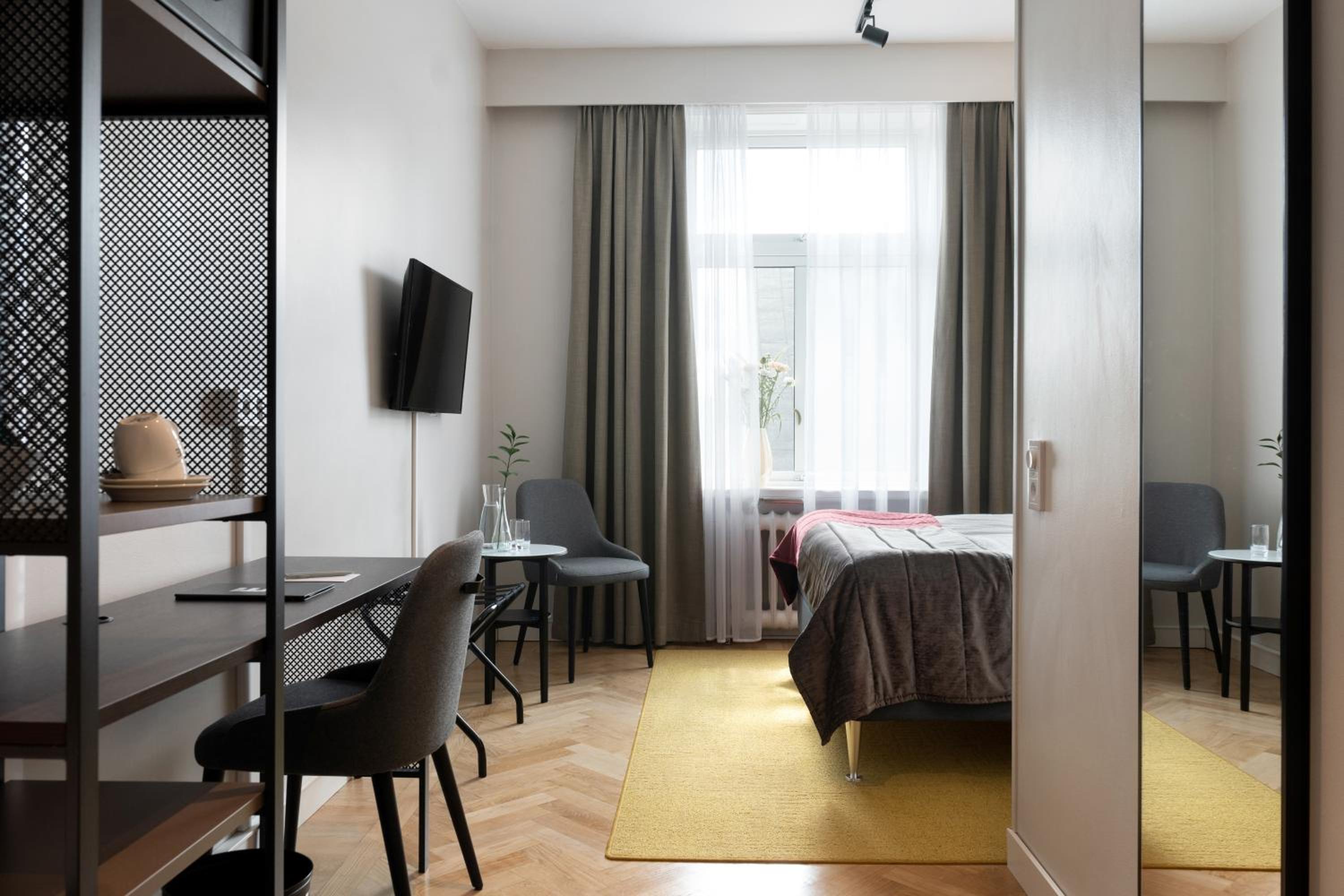 Standard Double Room - Photo 3