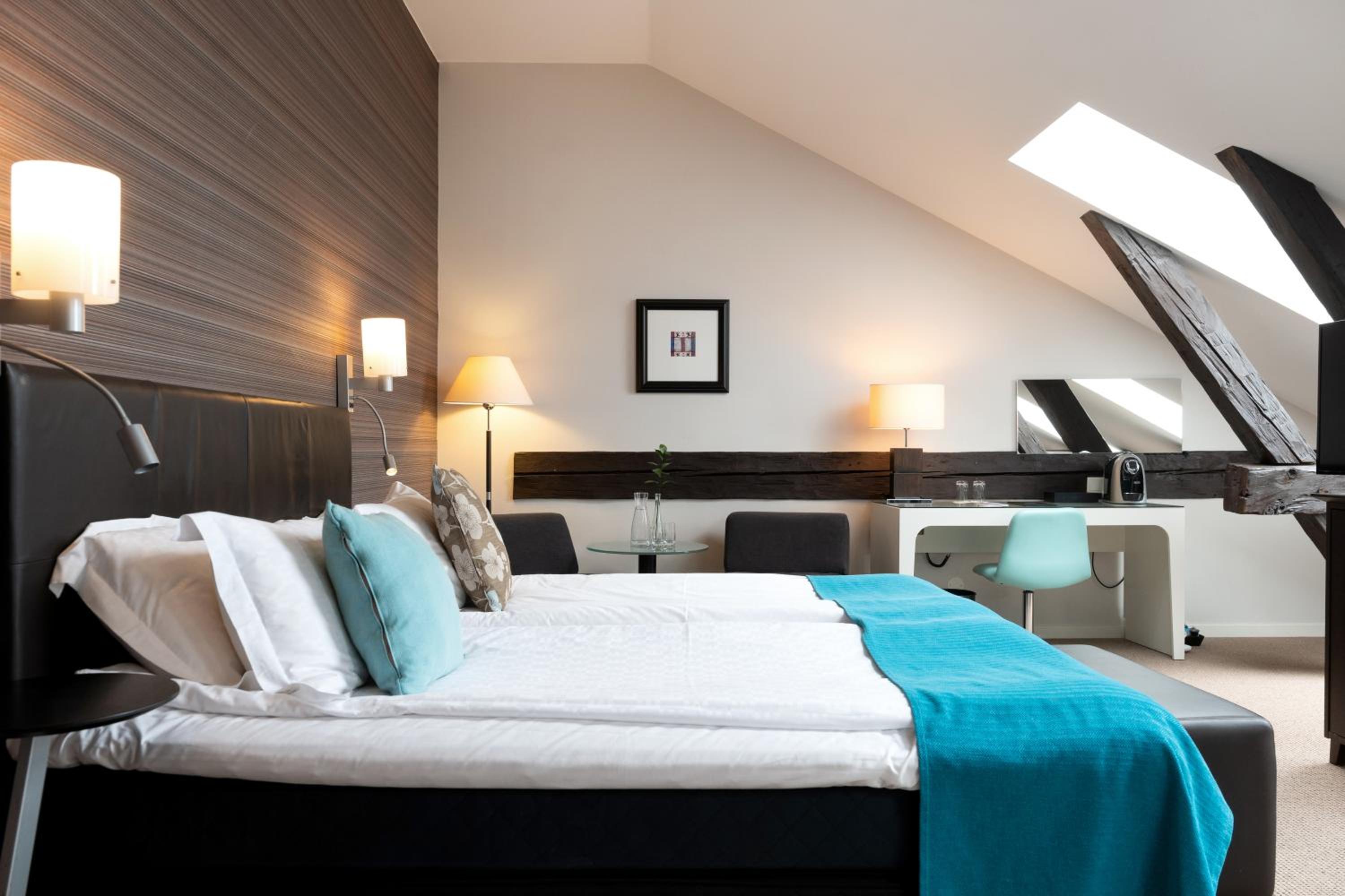 Deluxe Double or Twin Room - Photo 3