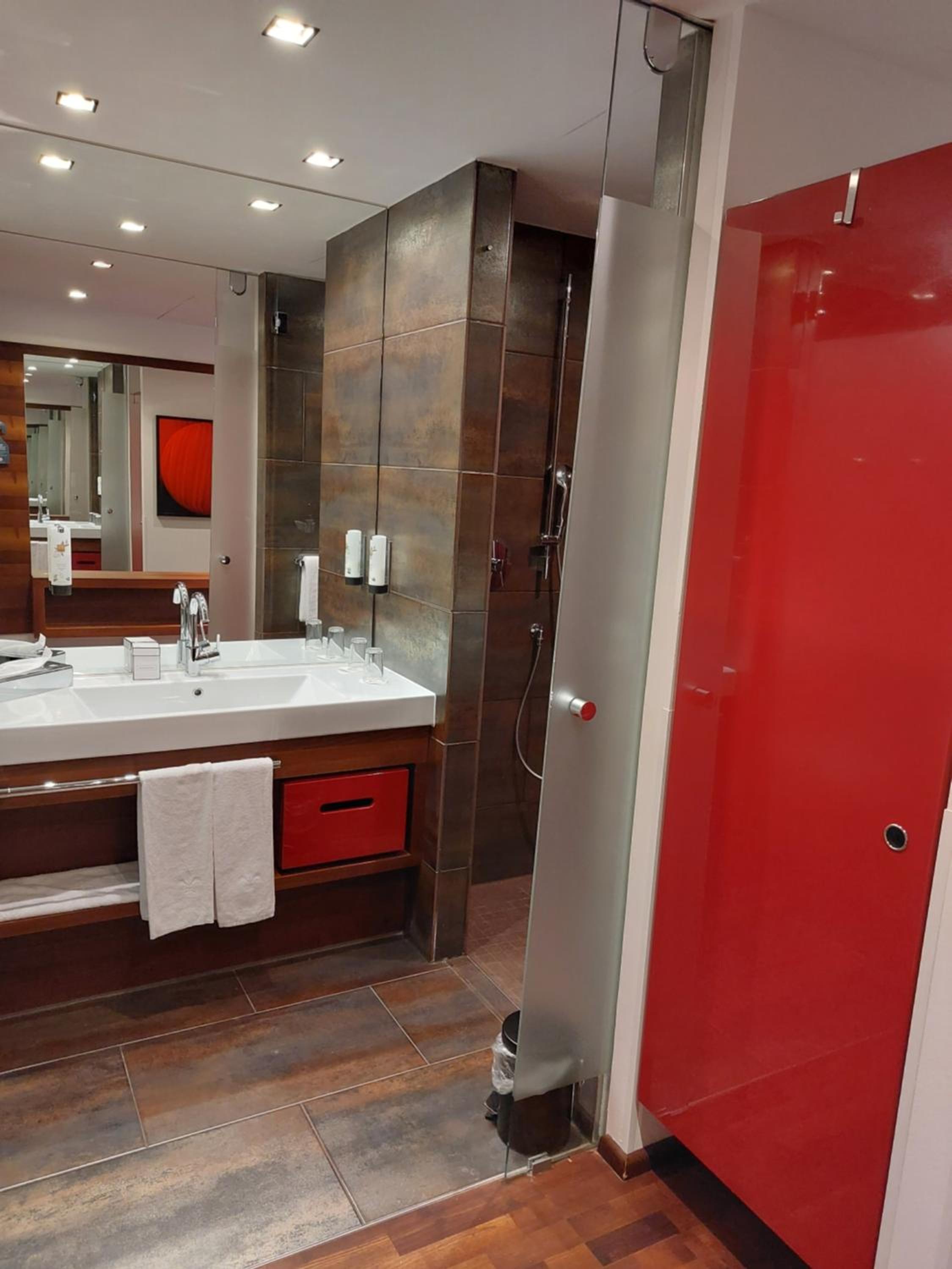 Superior Double Room with River View photo 3
