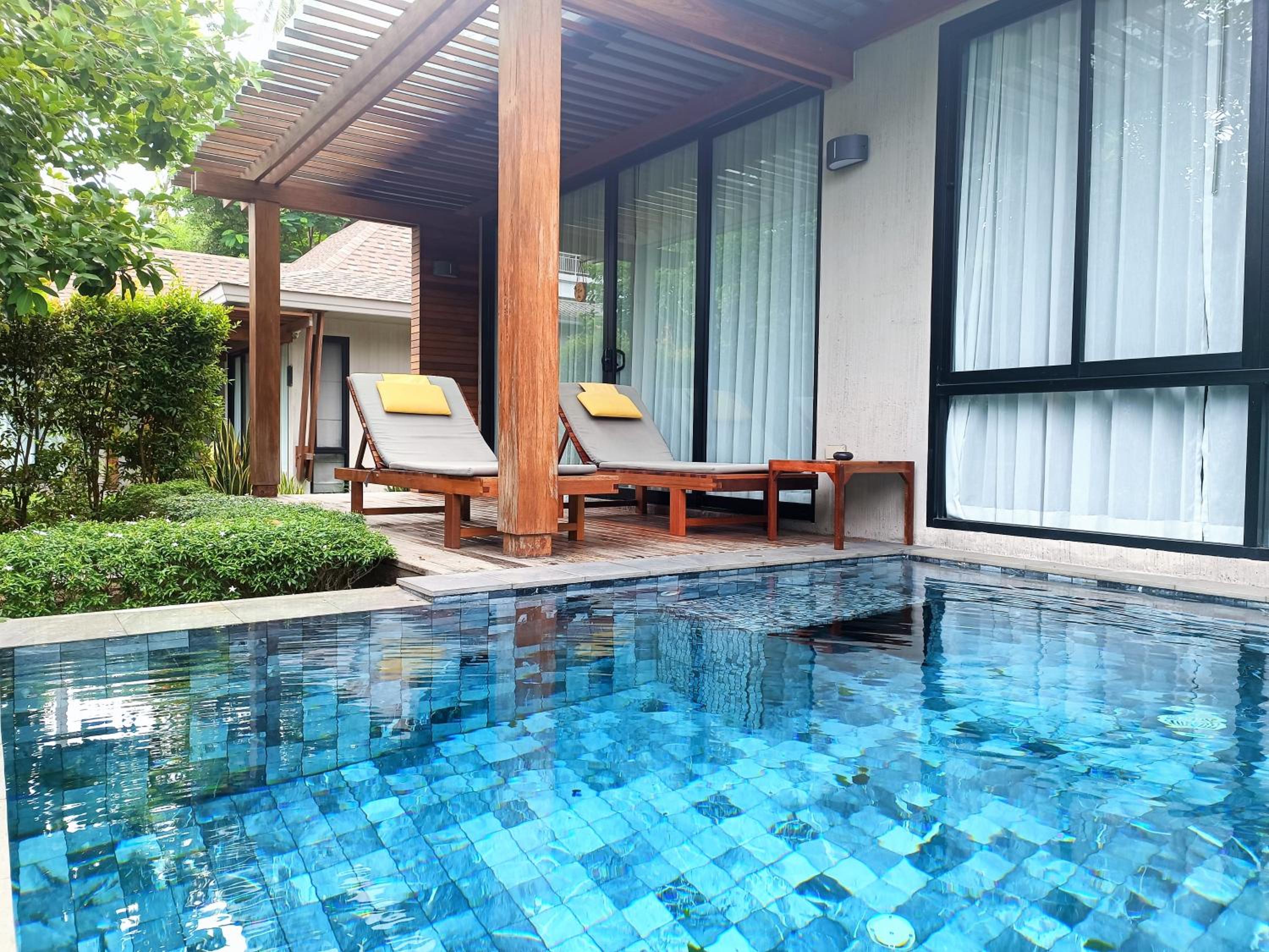 Villa with Private Pool - Photo 25