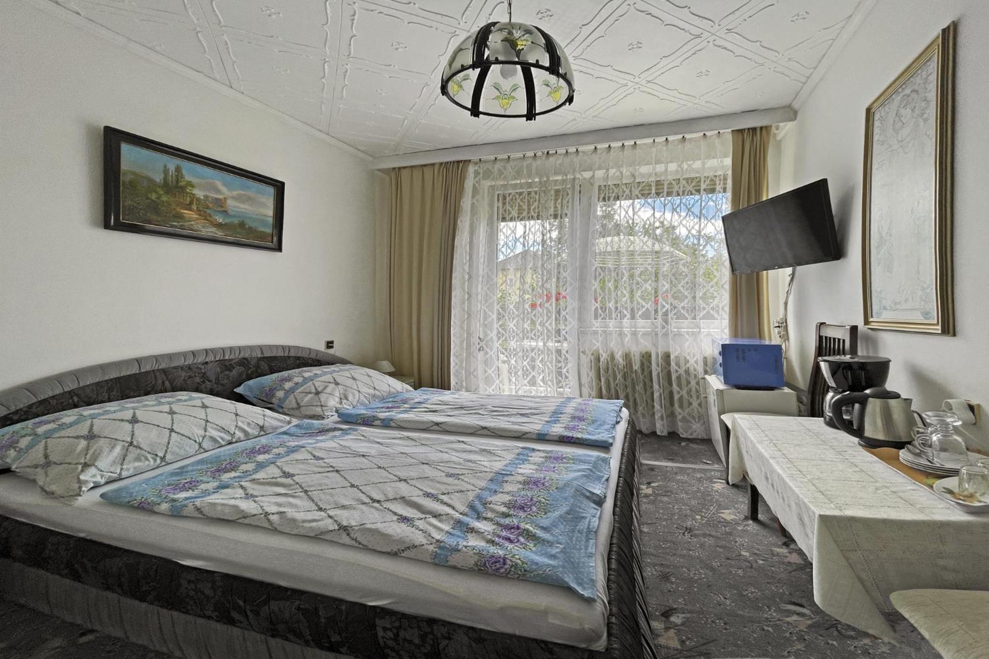Two-Bedroom Suite with Balcony photo 2