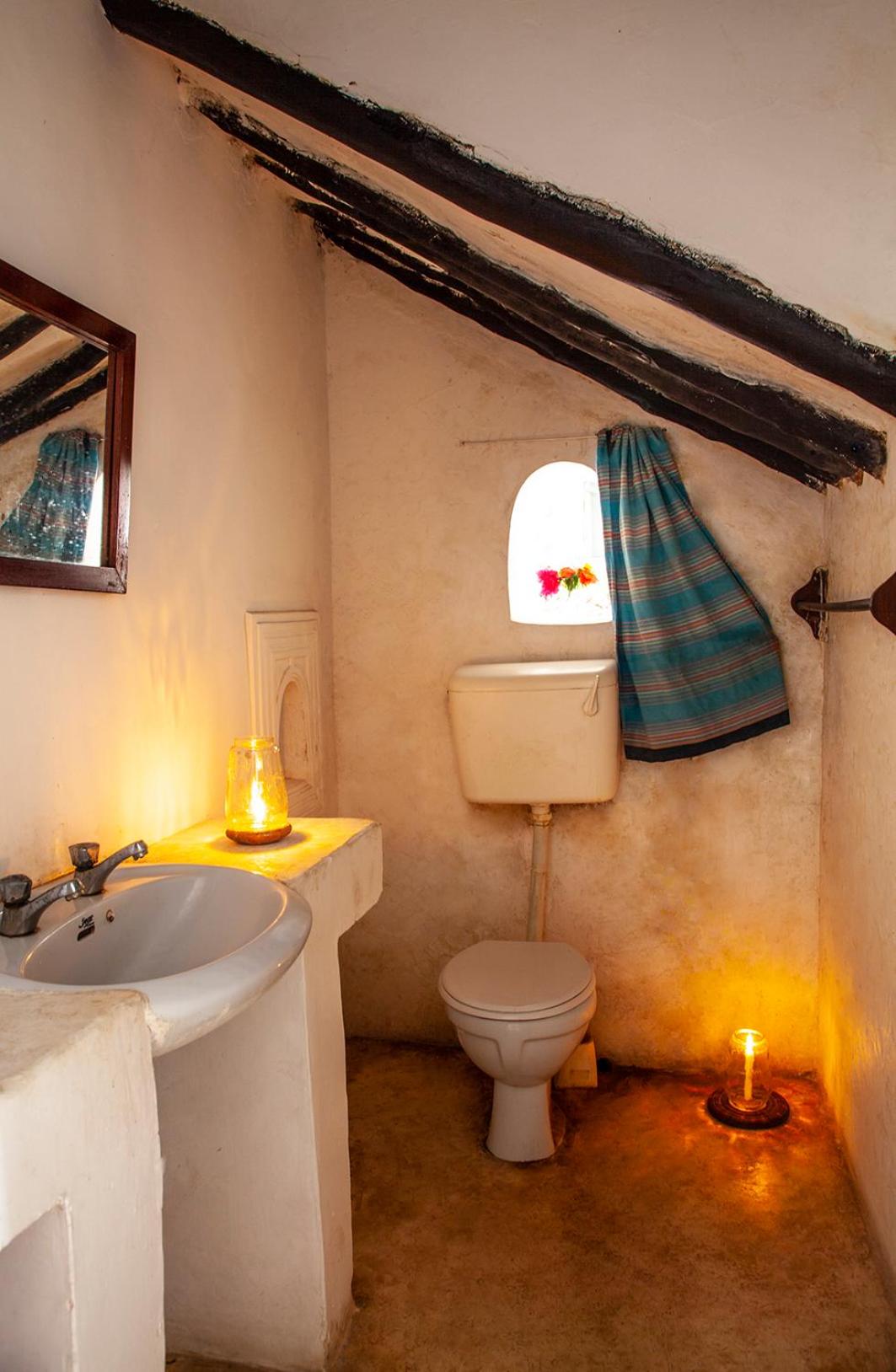 Double Room - Photo 8